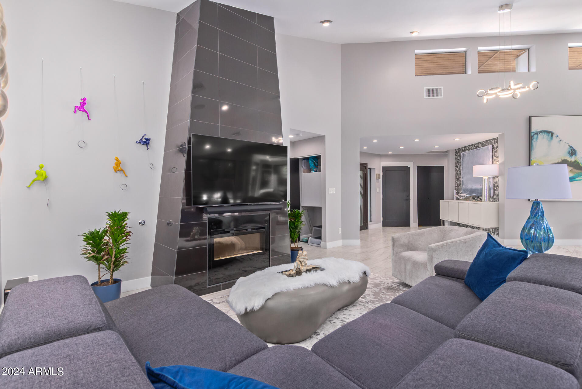 7771 E VALLEY VISTA Lane