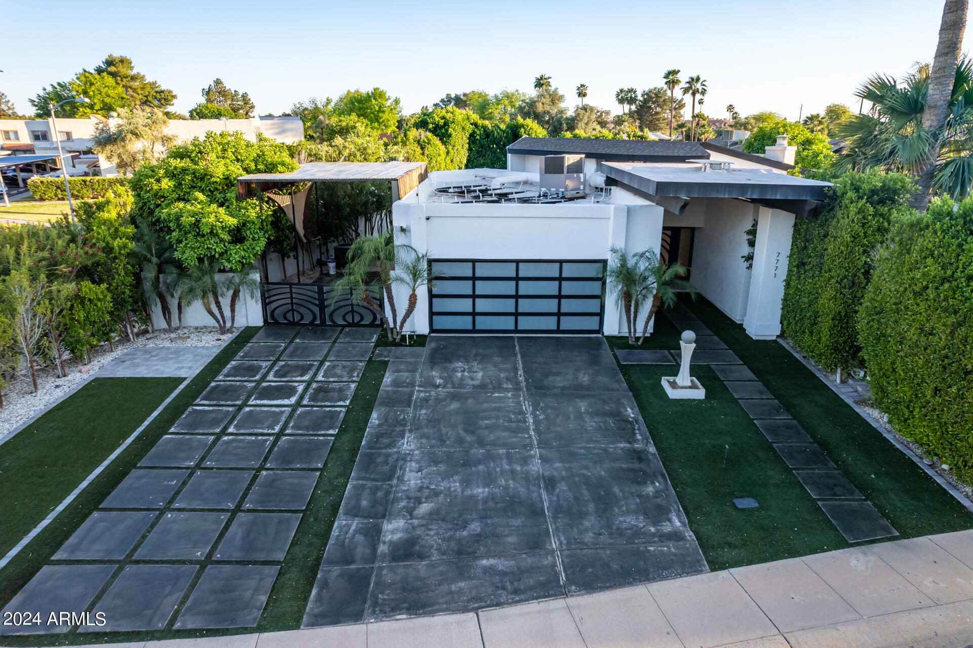 7771 E VALLEY VISTA Lane