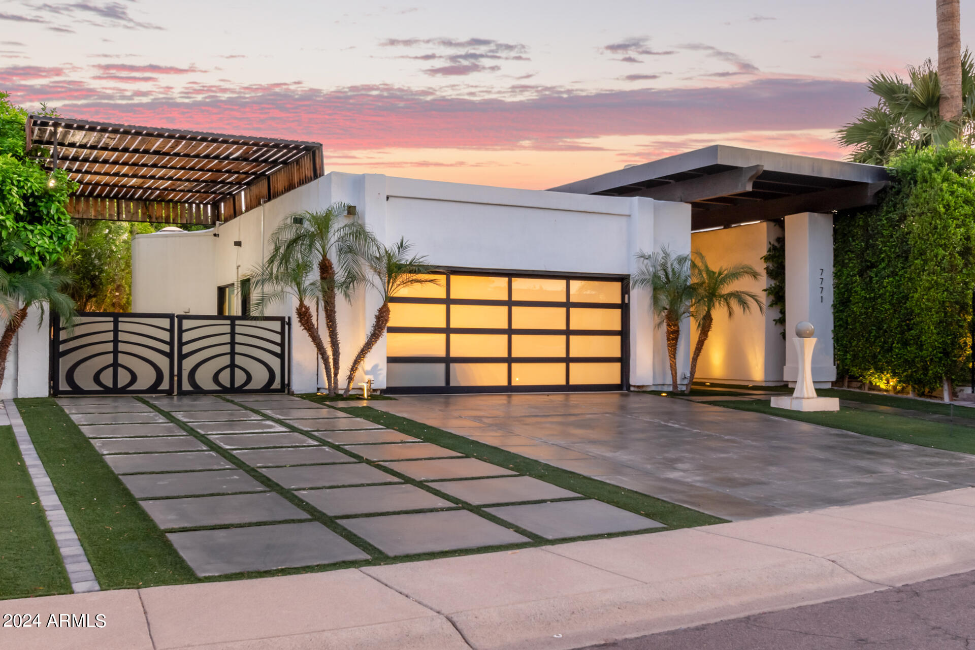 7771 E VALLEY VISTA Lane