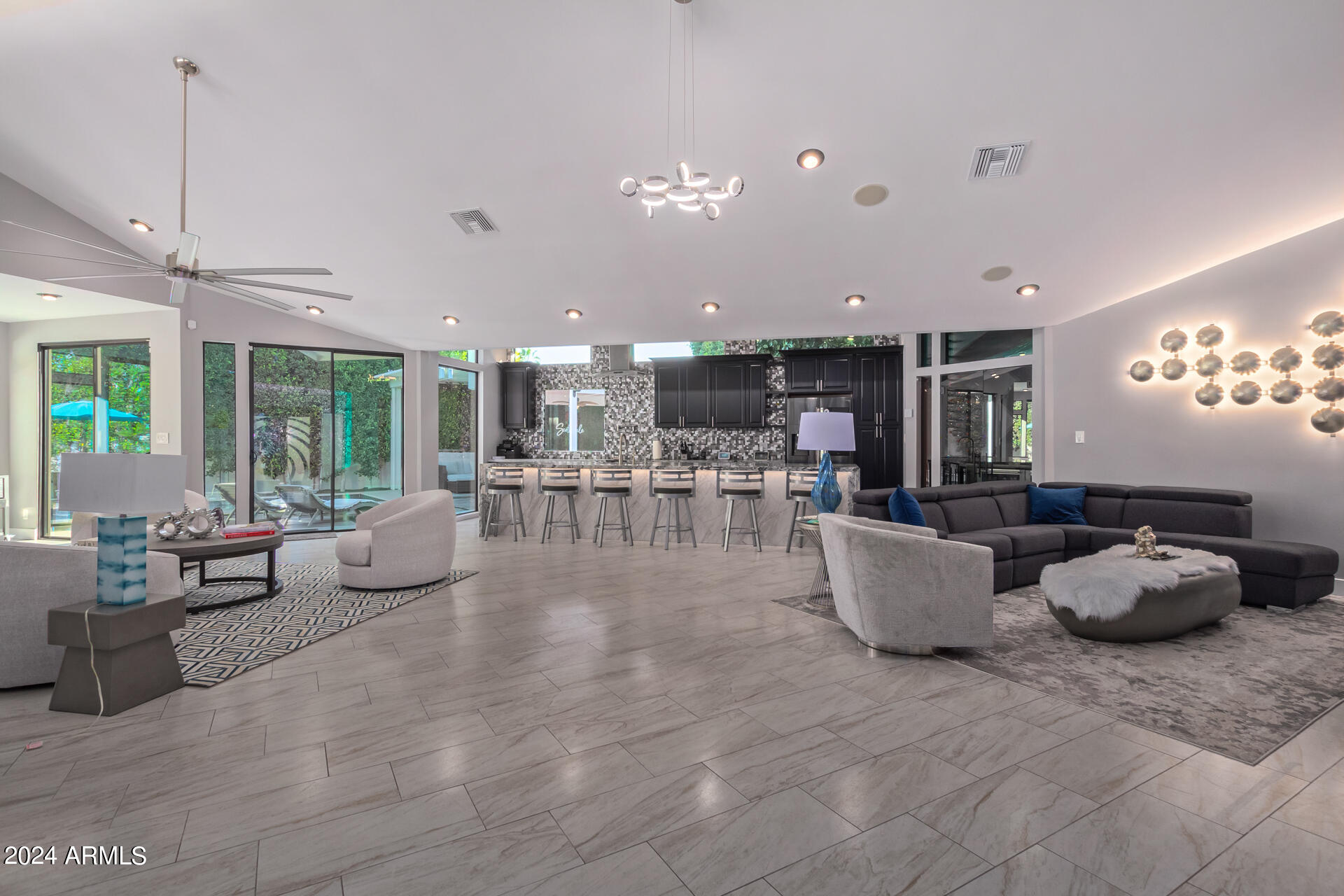 7771 E VALLEY VISTA Lane