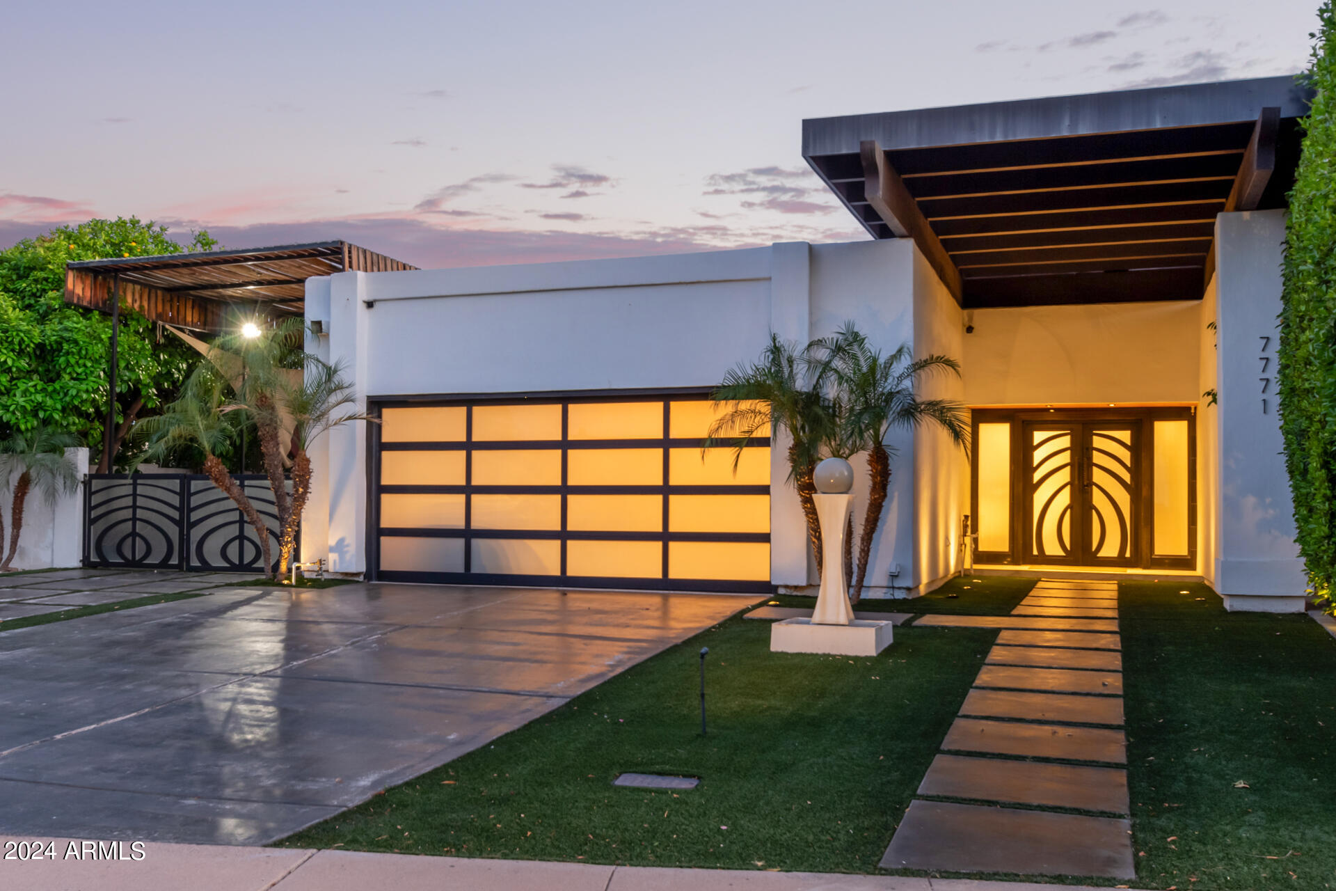 7771 E VALLEY VISTA Lane