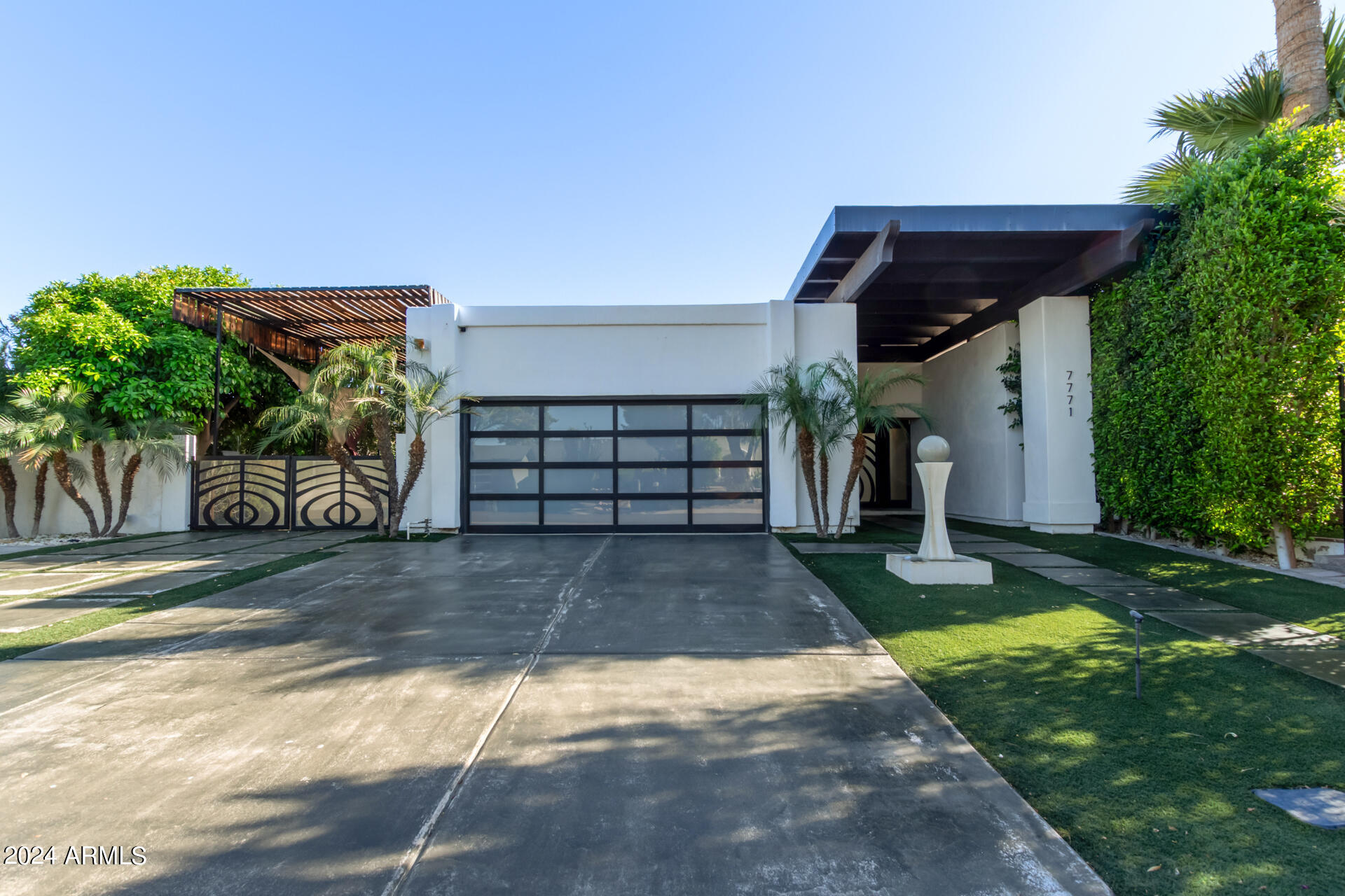 7771 E VALLEY VISTA Lane
