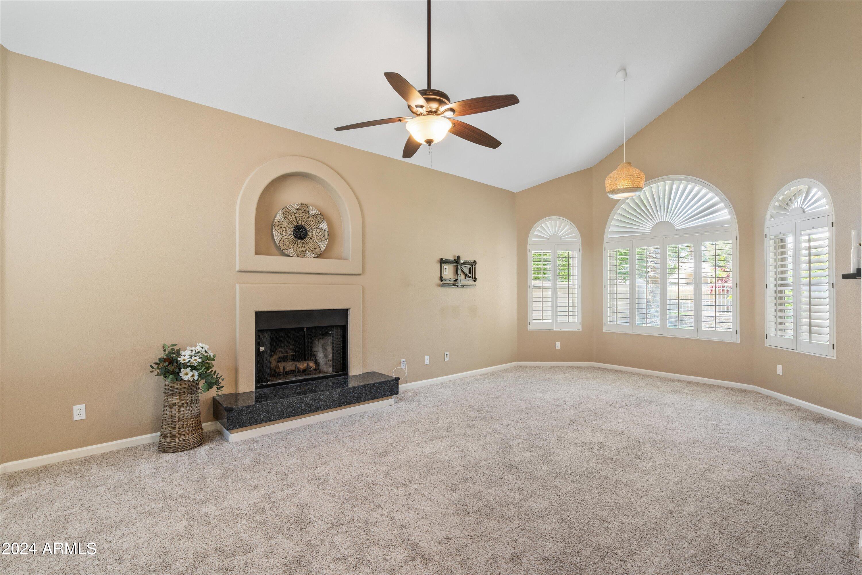 1044 N LONGMORE Street