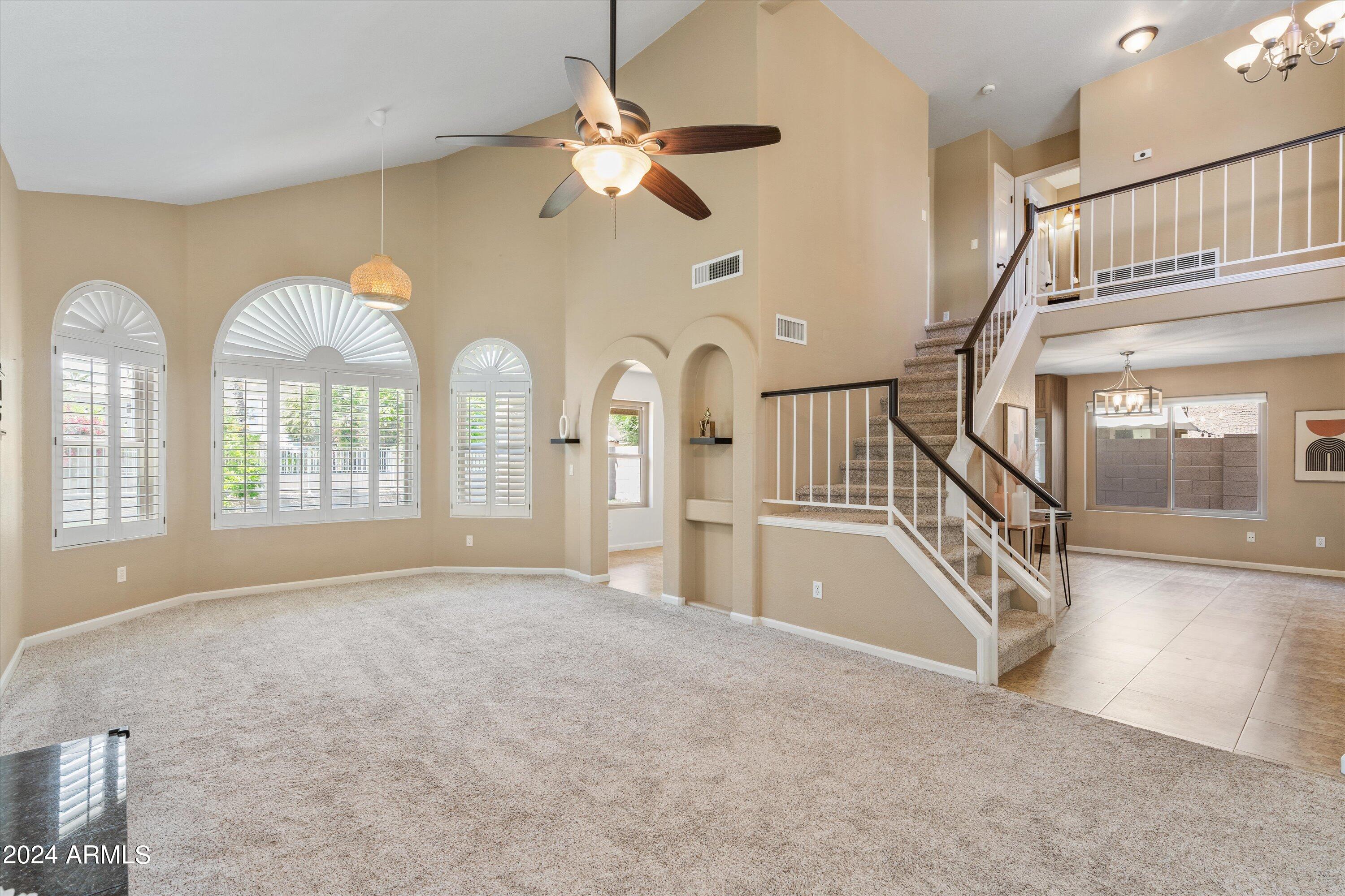 1044 N LONGMORE Street