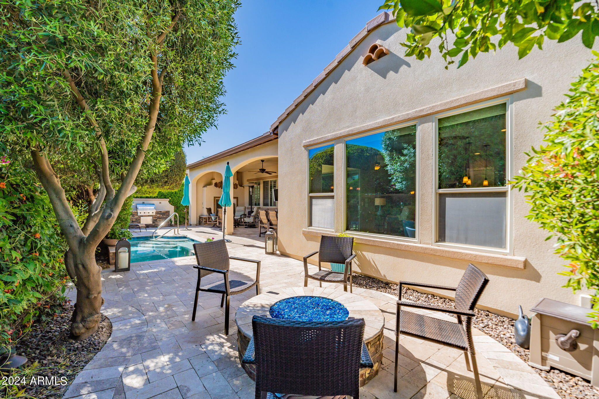 1689 E ALEGRIA Road