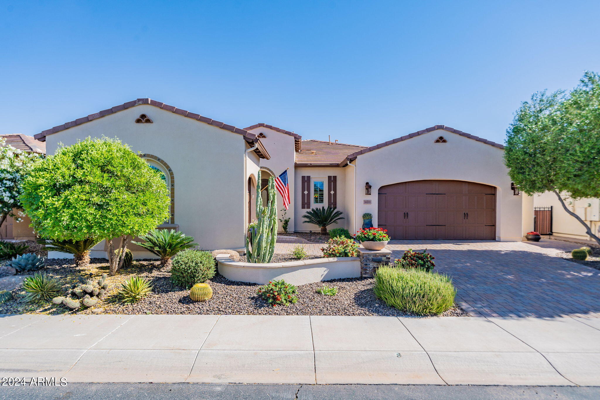 1689 E ALEGRIA Road