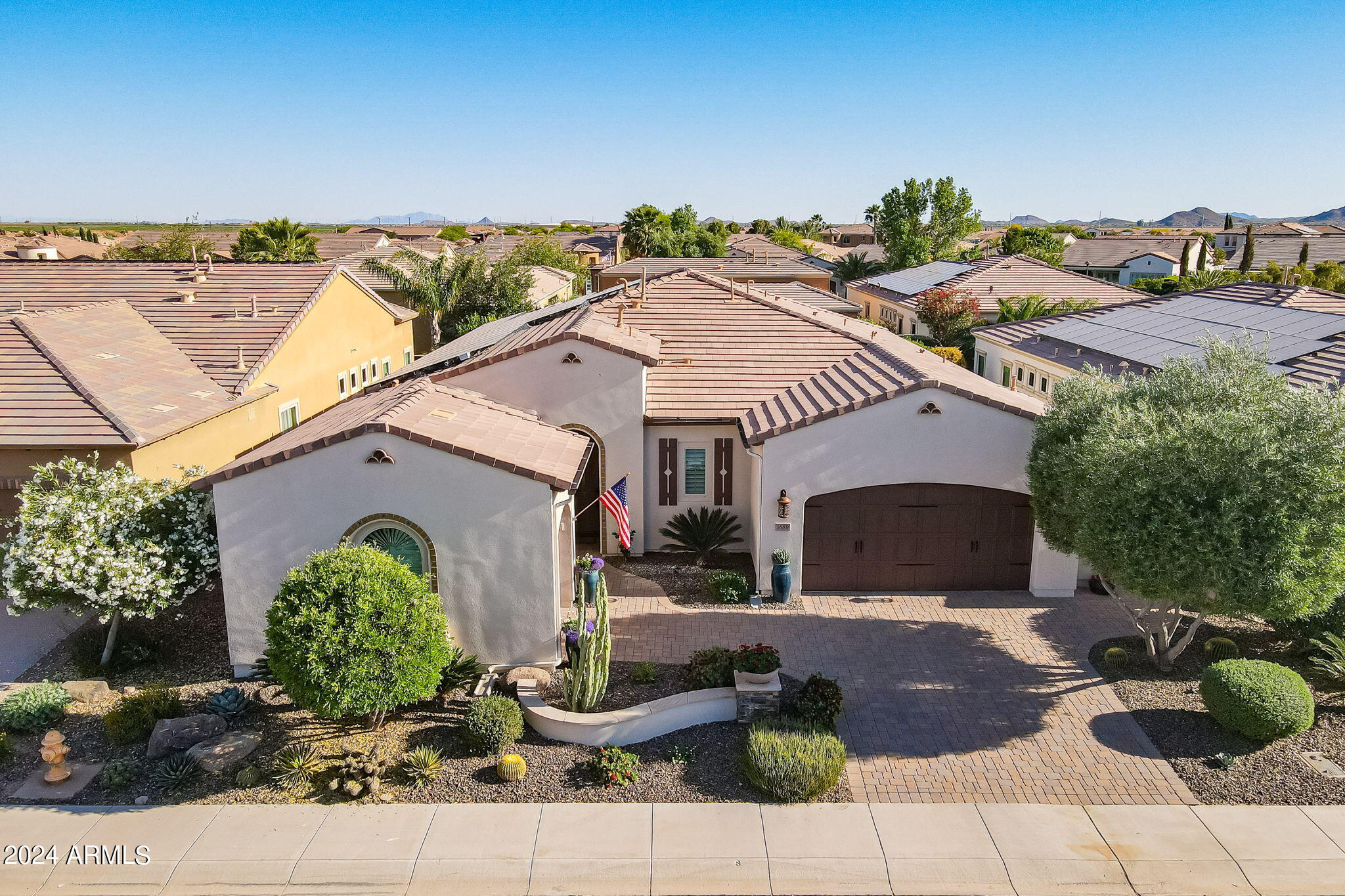 1689 E ALEGRIA Road