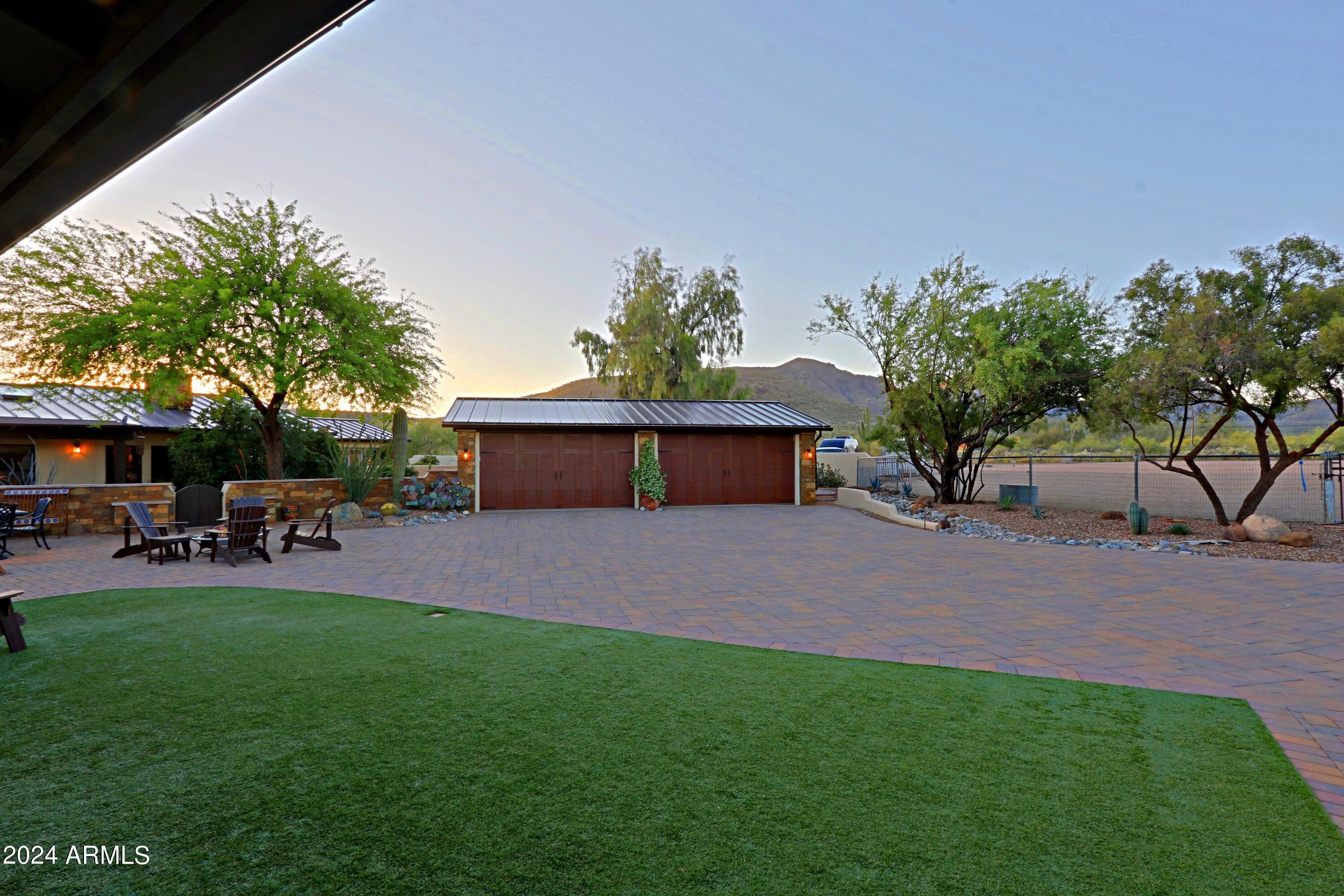 42020 N OLD STAGE Road
