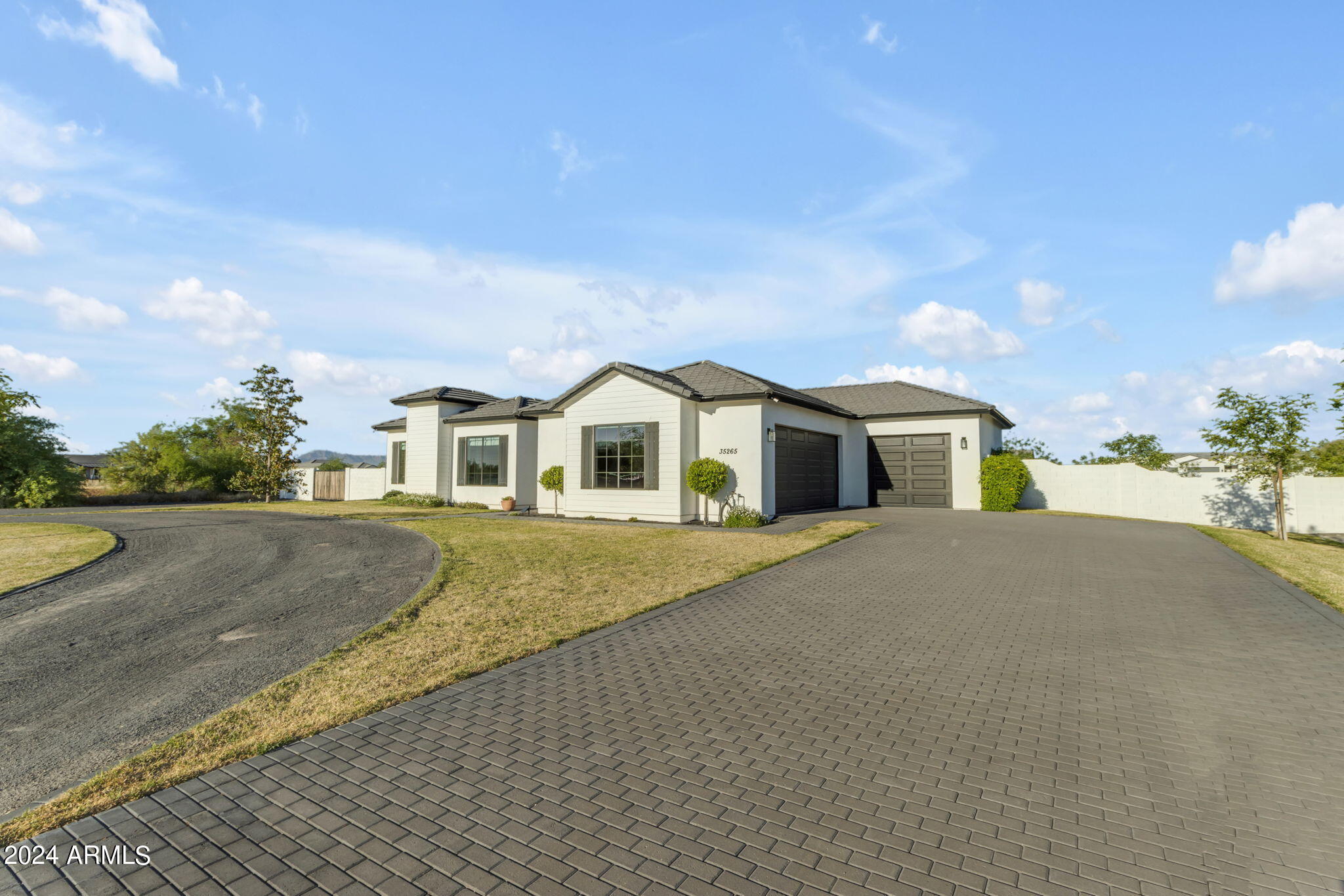 35265 N CORNHUSK Lane