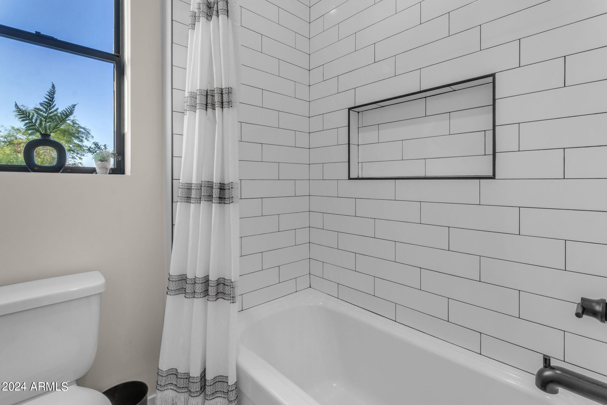 35265 N CORNHUSK Lane