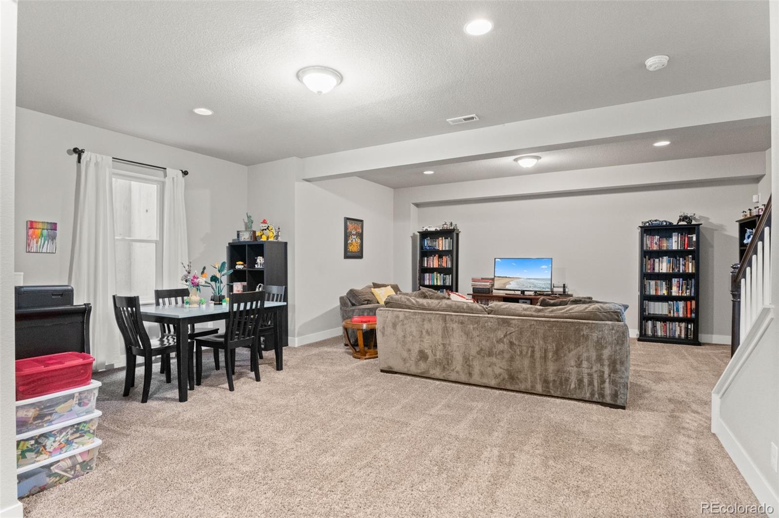 5463 Verbena Street