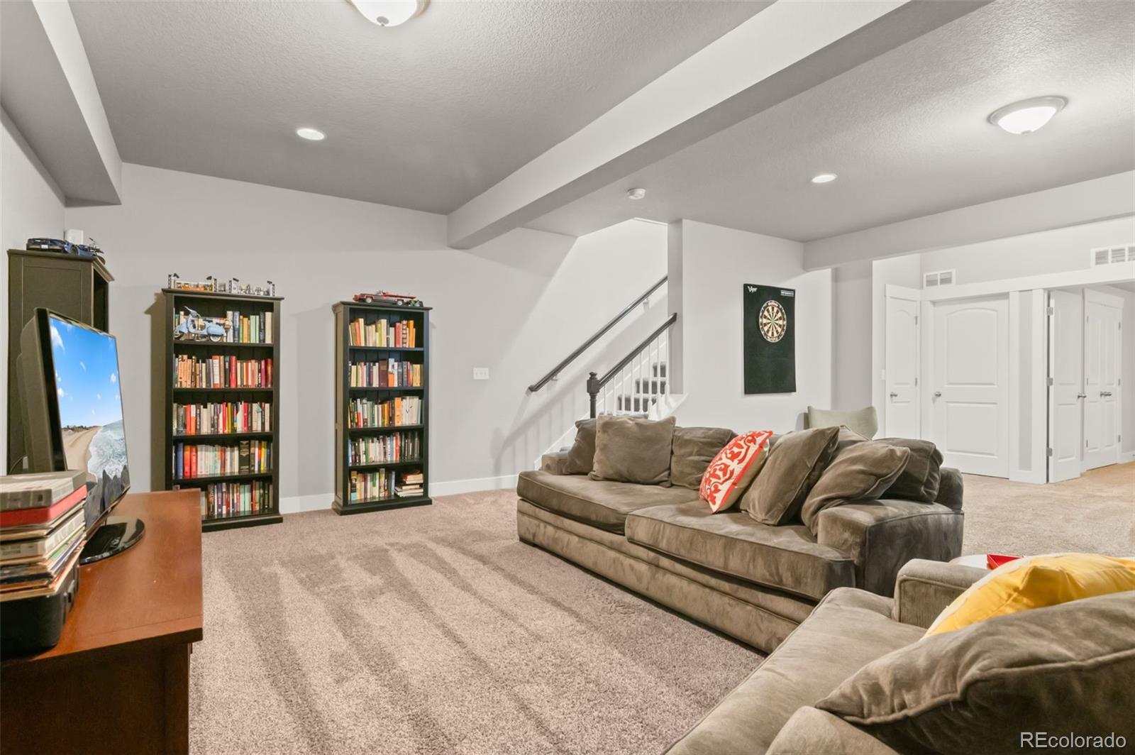5463 Verbena Street