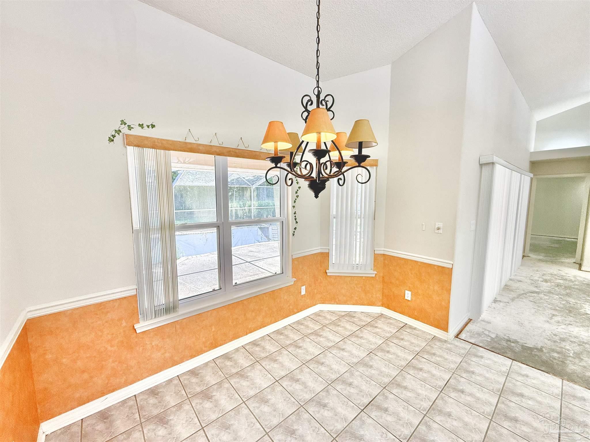 901 Shadow Ridge Dr