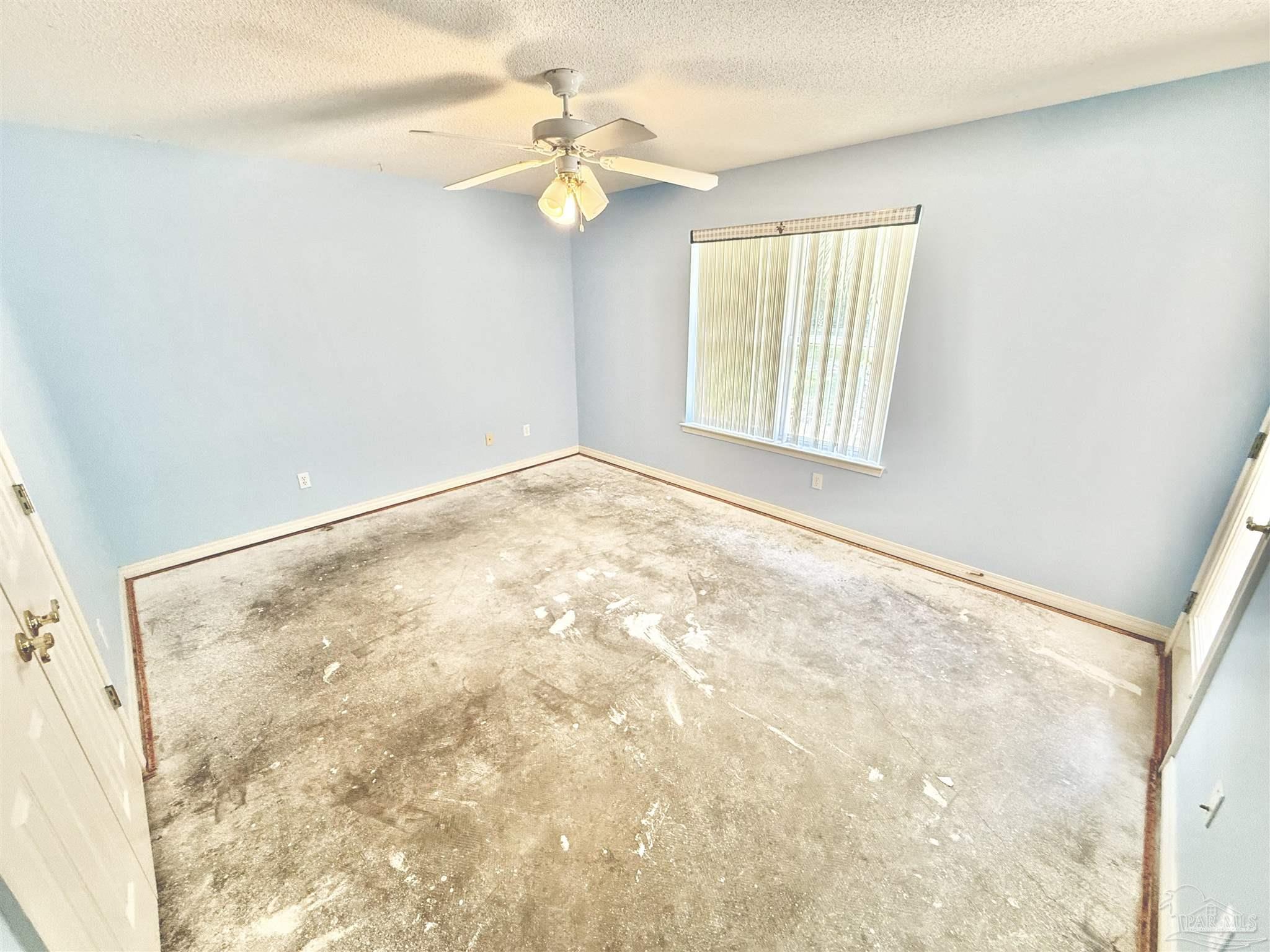 901 Shadow Ridge Dr
