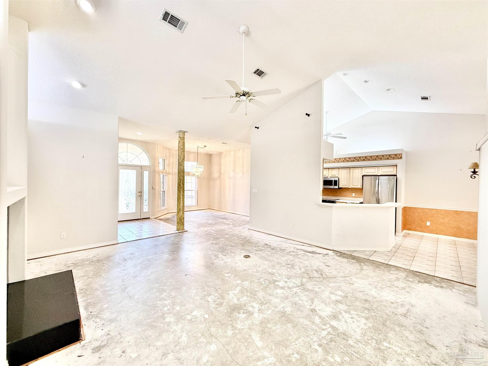 901 Shadow Ridge Dr
