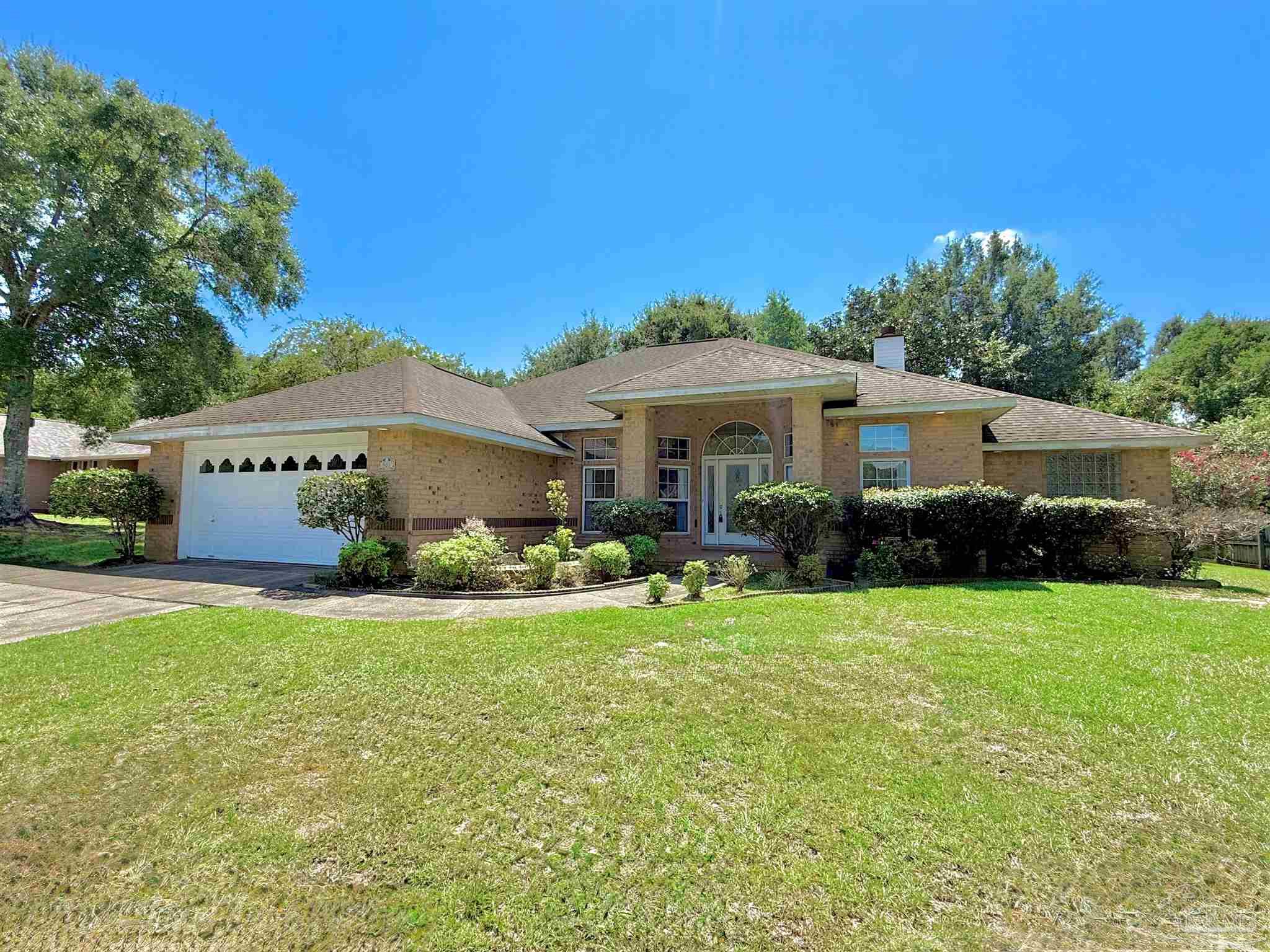 901 Shadow Ridge Dr