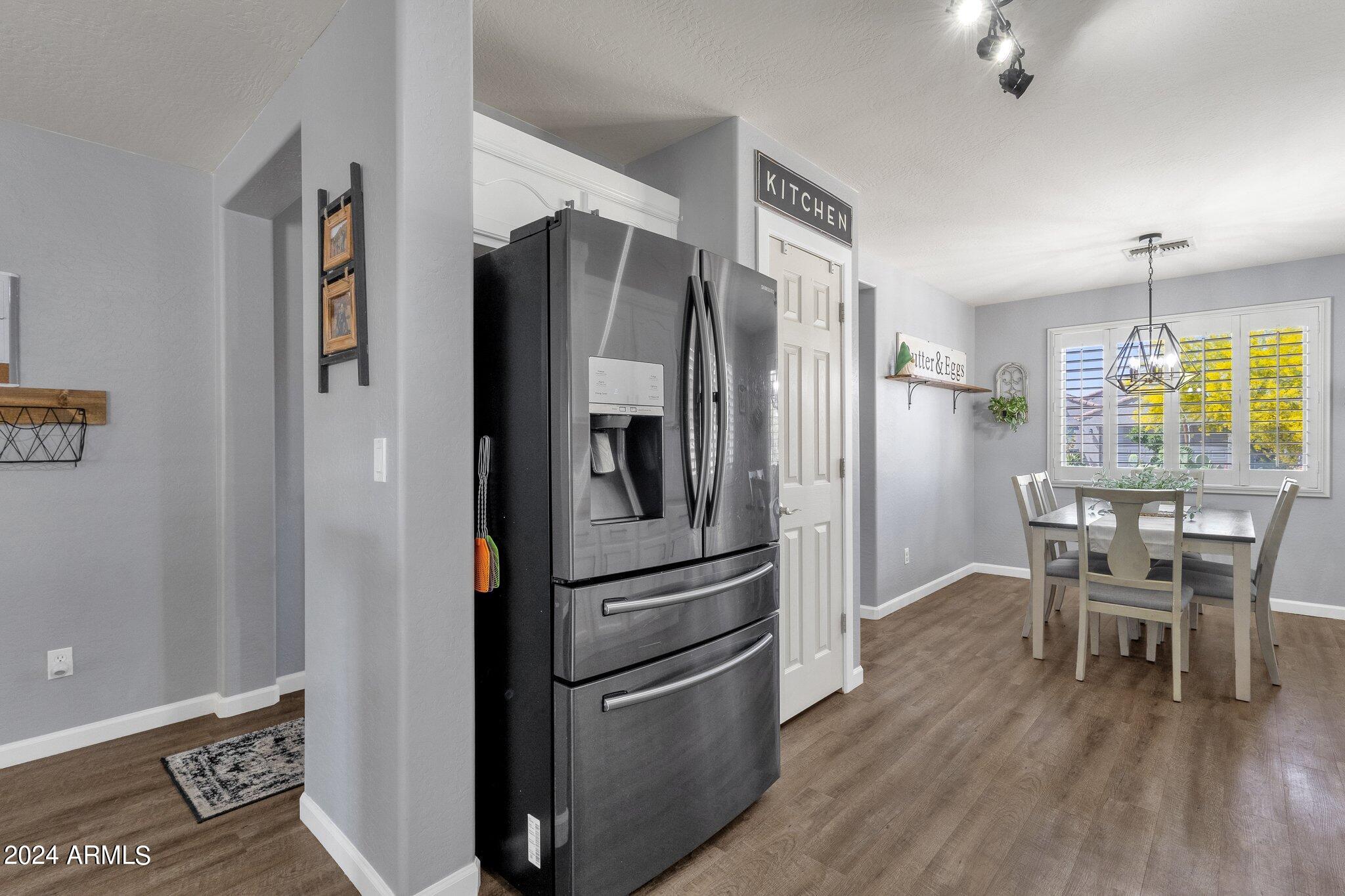 1303 W BELMONT RED Trail