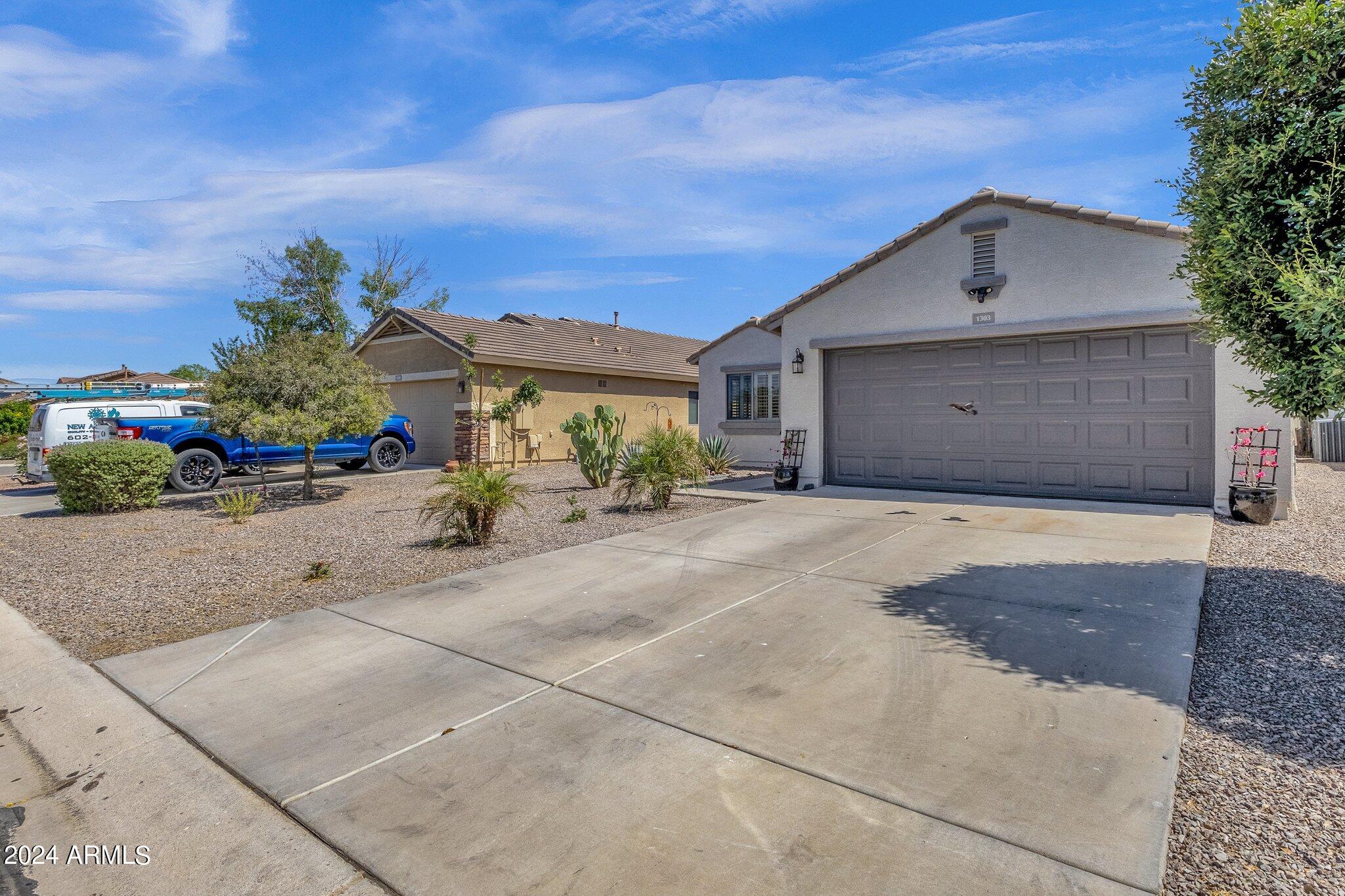 1303 W BELMONT RED Trail