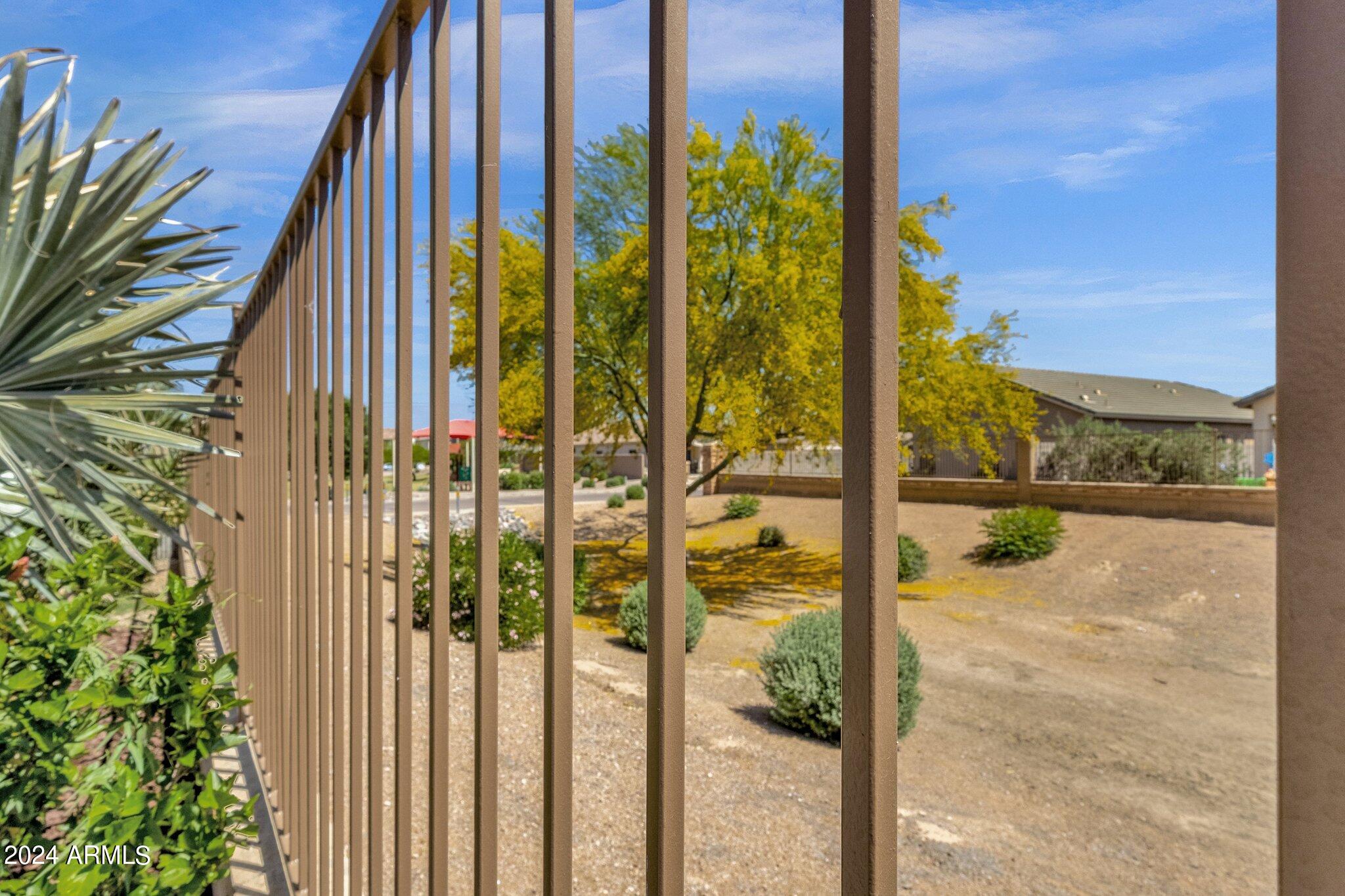 1303 W BELMONT RED Trail