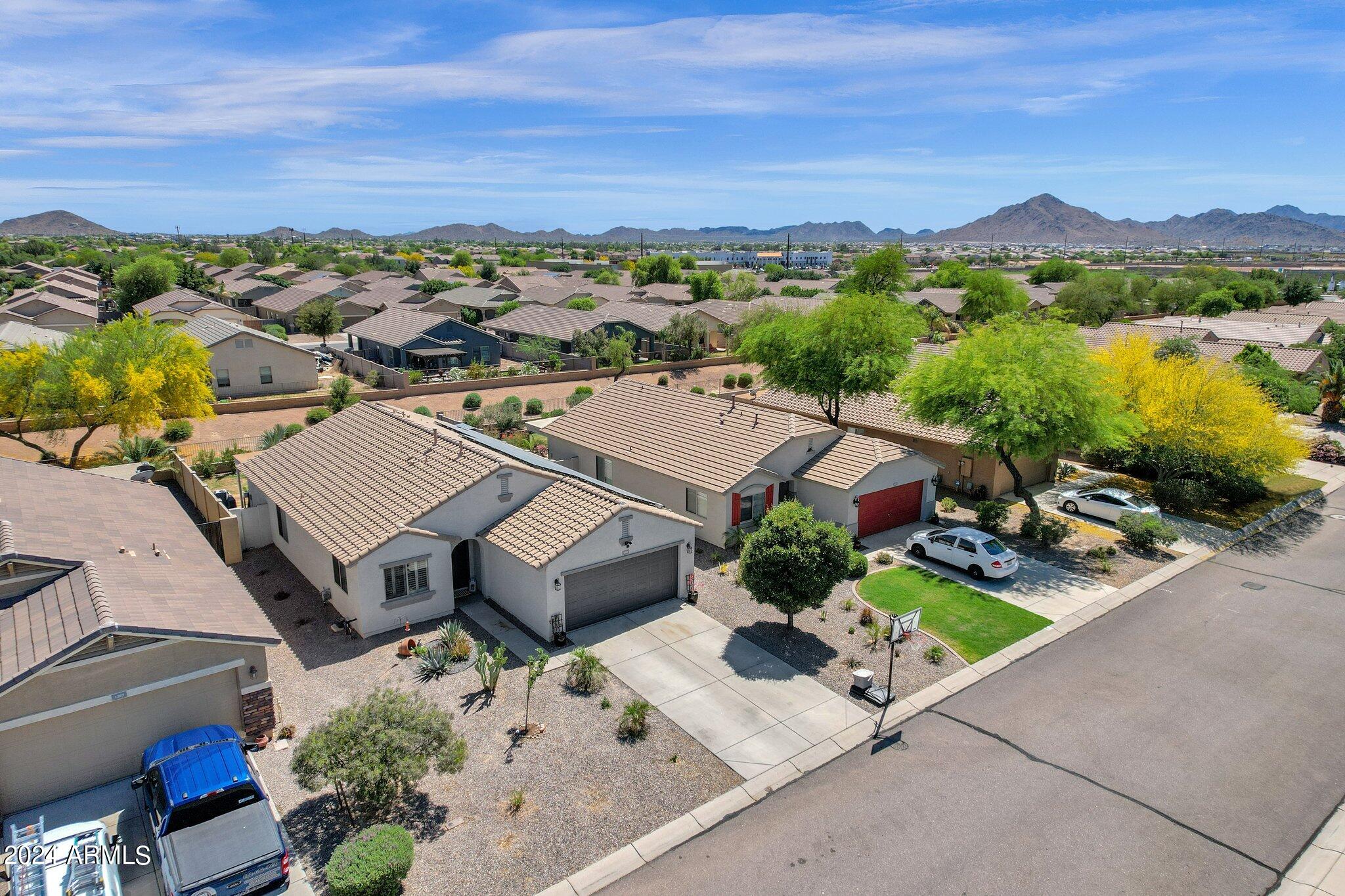 1303 W BELMONT RED Trail