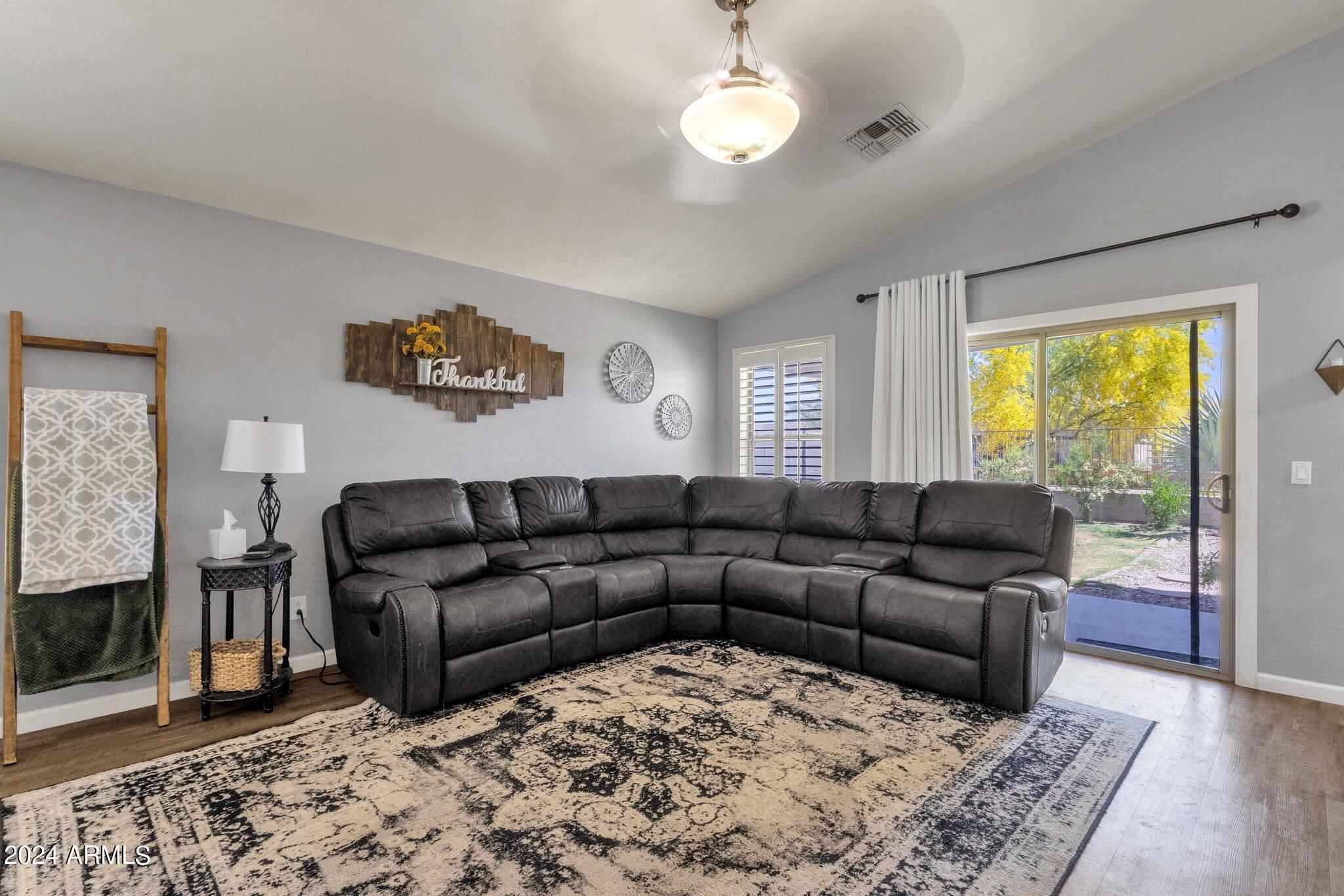 1303 W BELMONT RED Trail