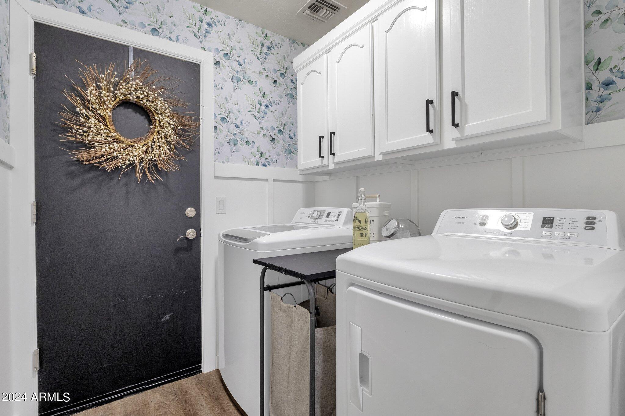 1303 W BELMONT RED Trail