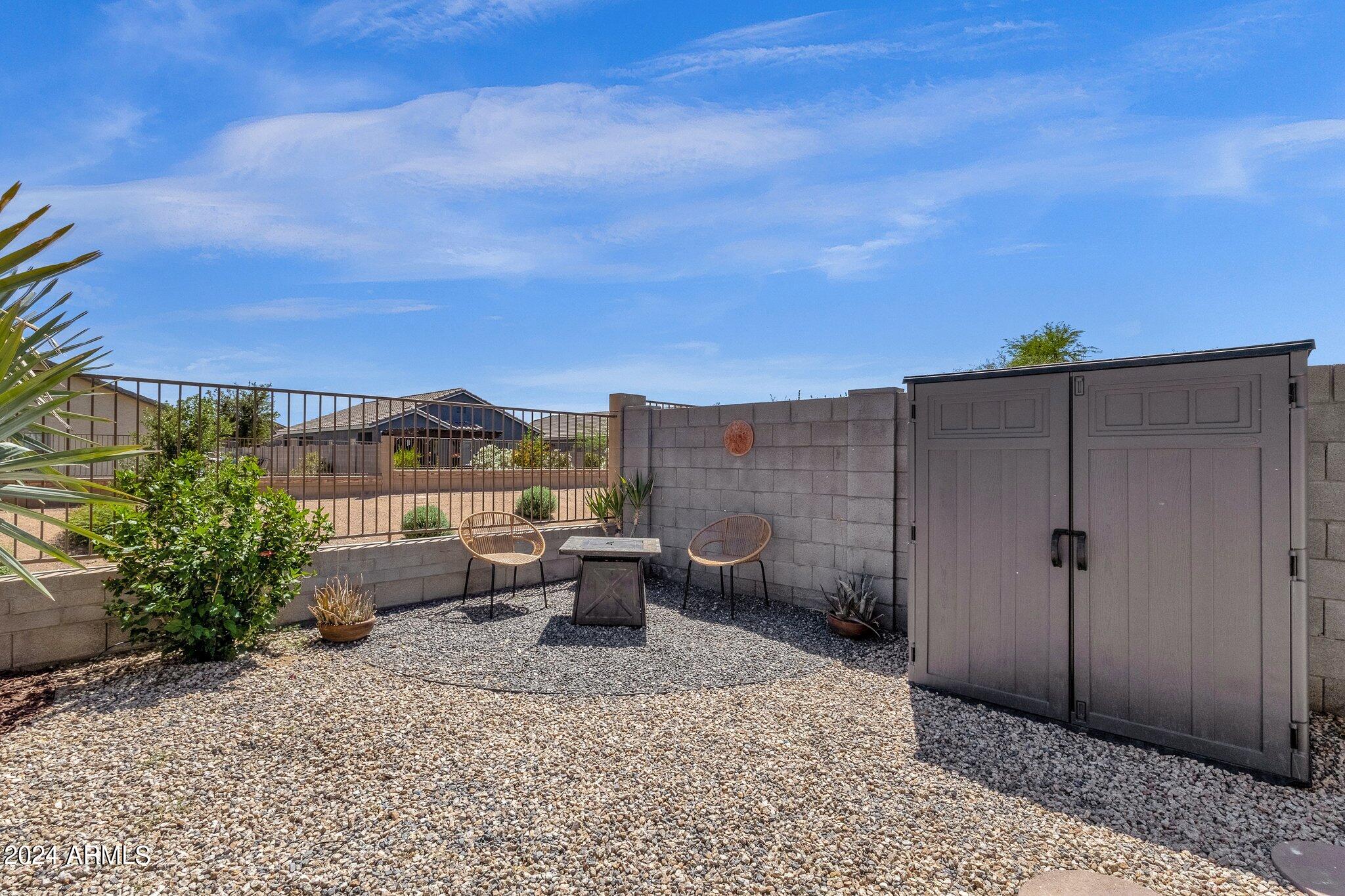 1303 W BELMONT RED Trail