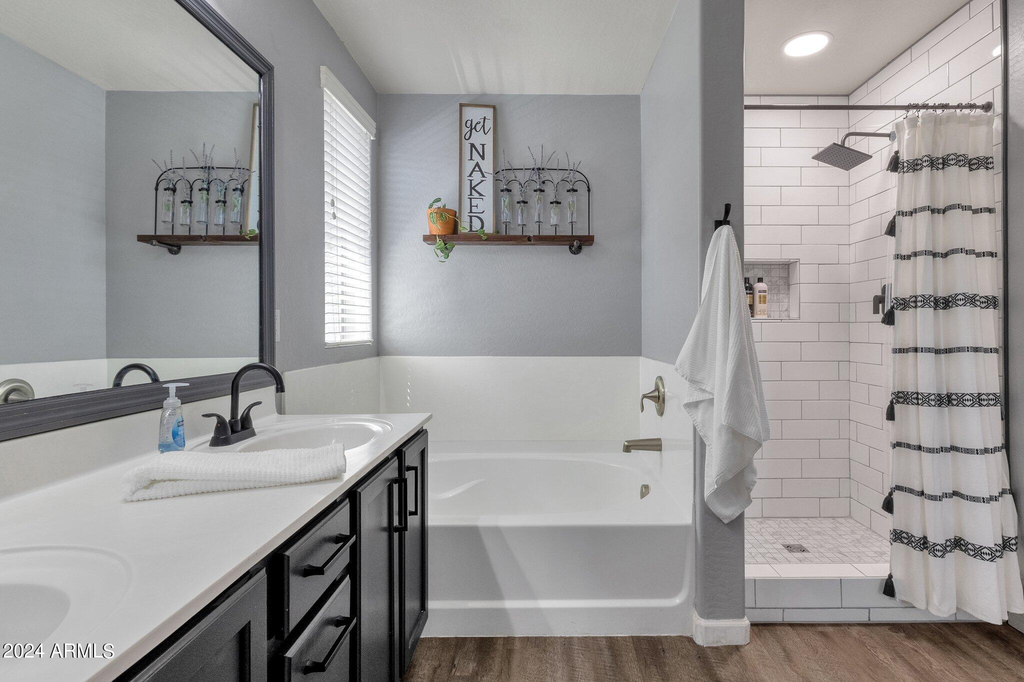 1303 W BELMONT RED Trail