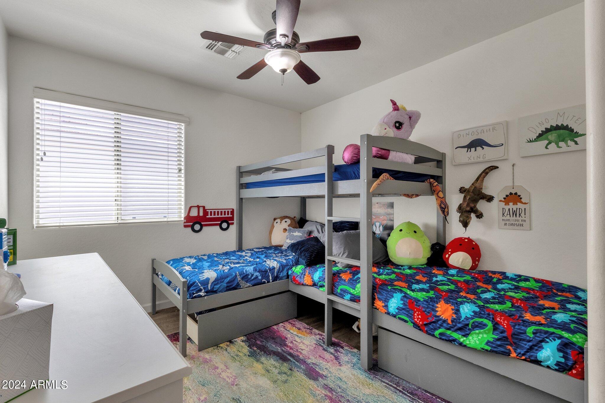 1303 W BELMONT RED Trail