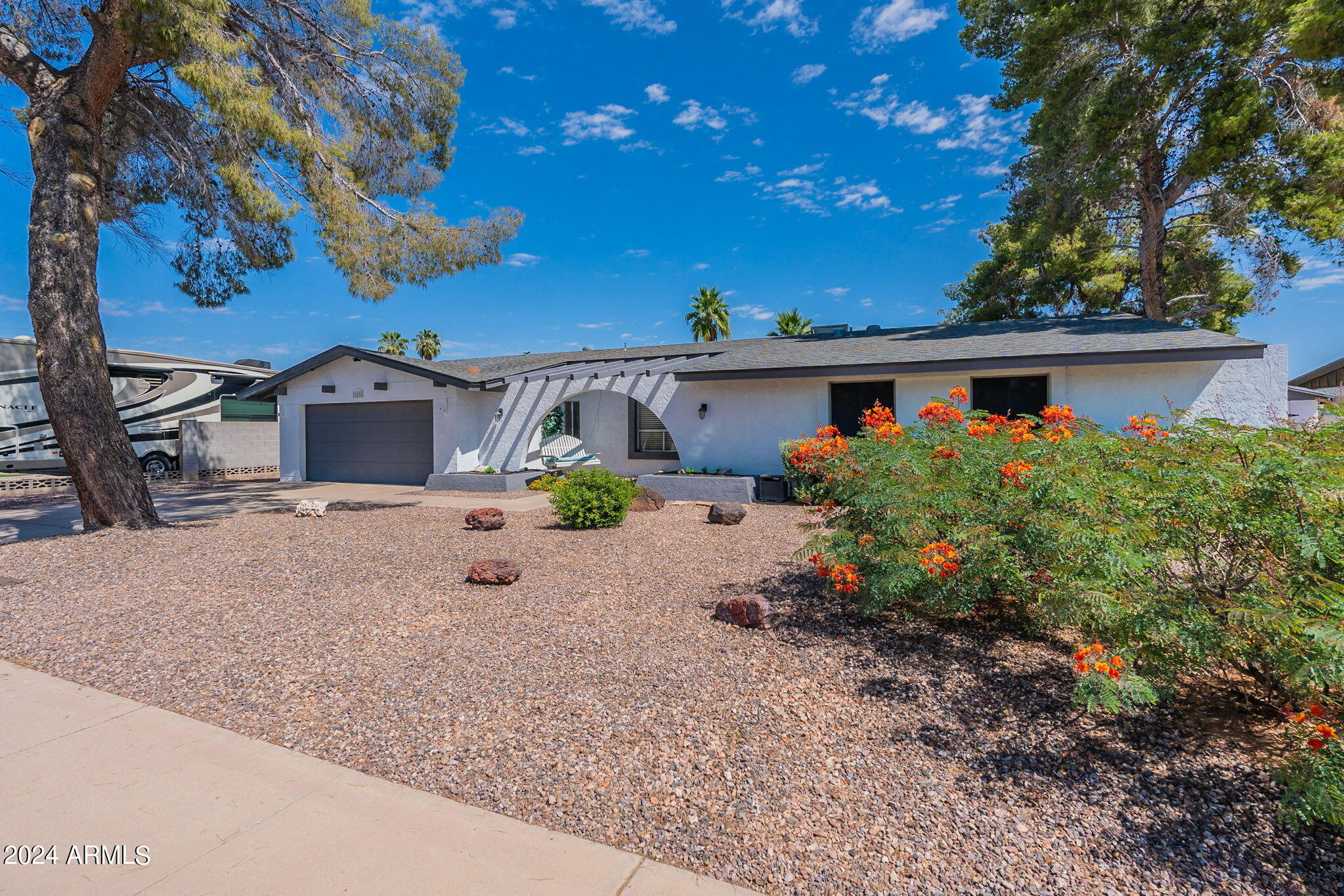 1426 E KRAMER Street