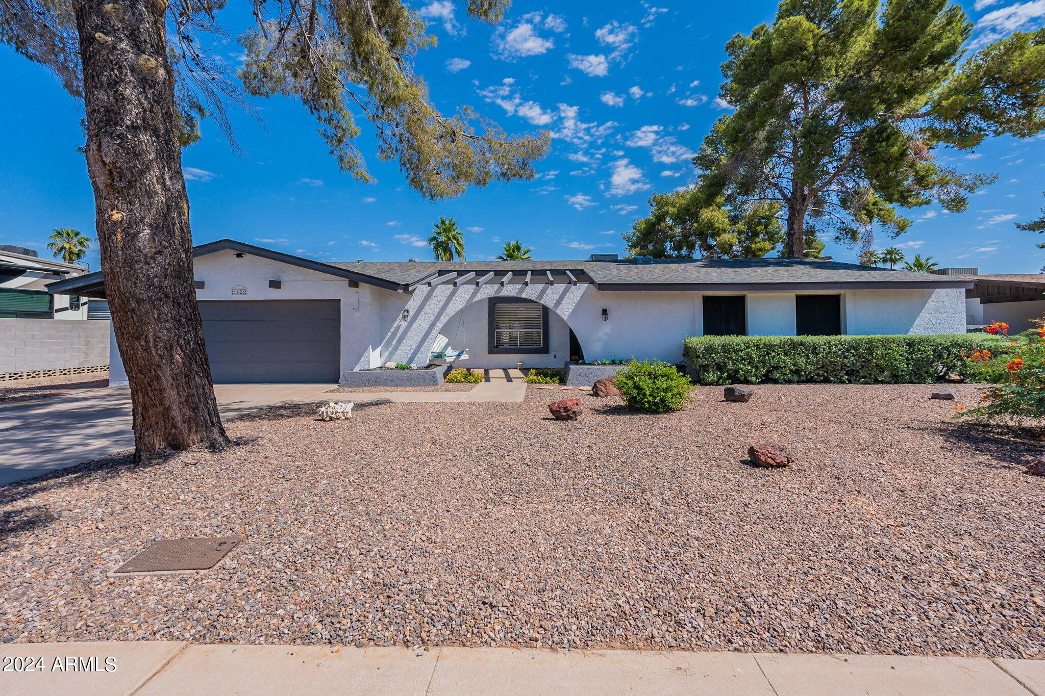1426 E KRAMER Street