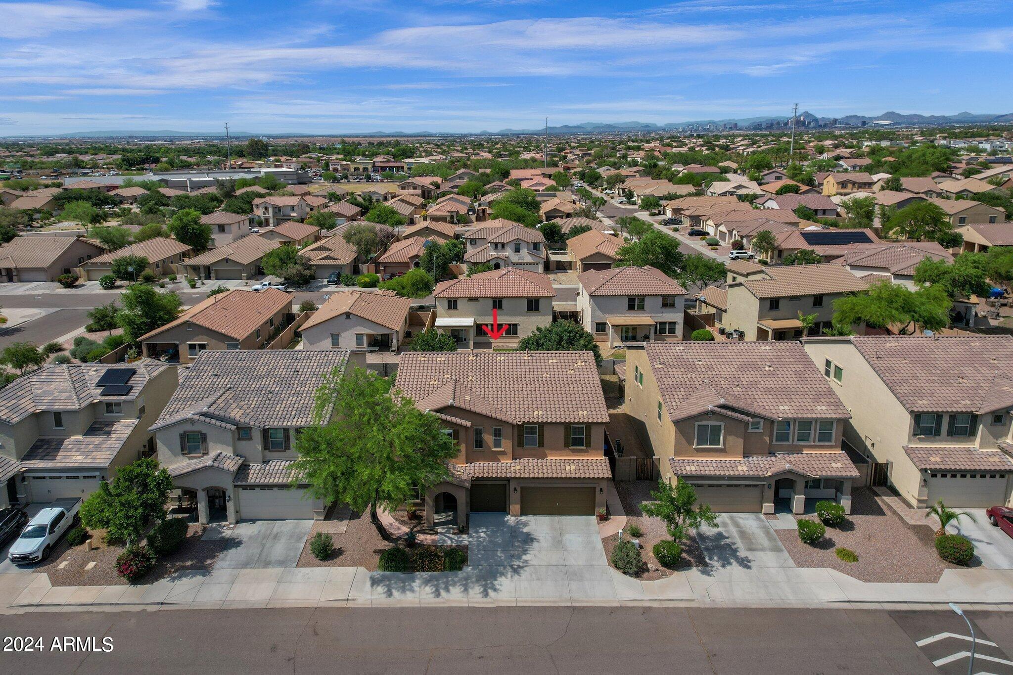 2512 W GARY Way