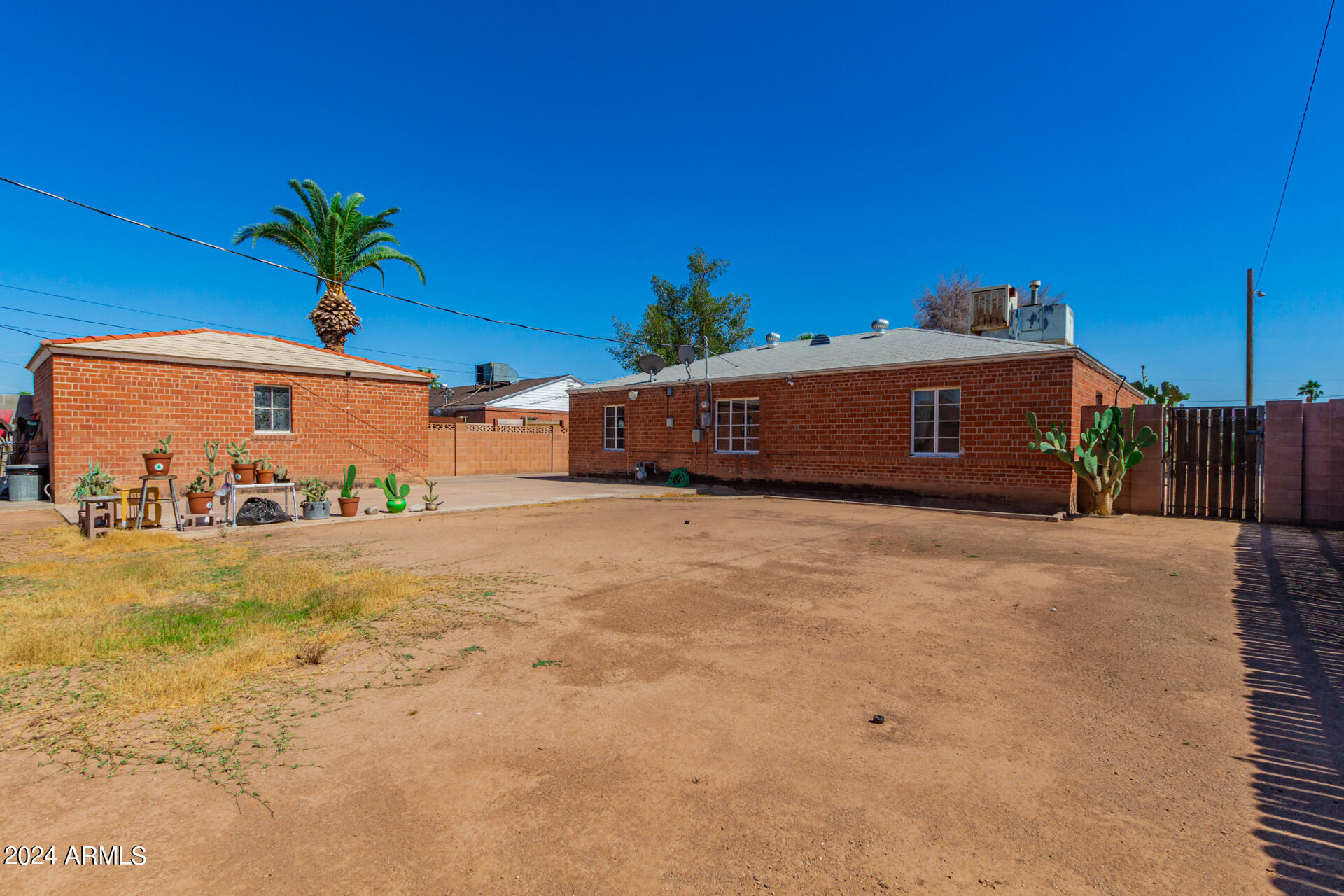 1424 E Coronado Road