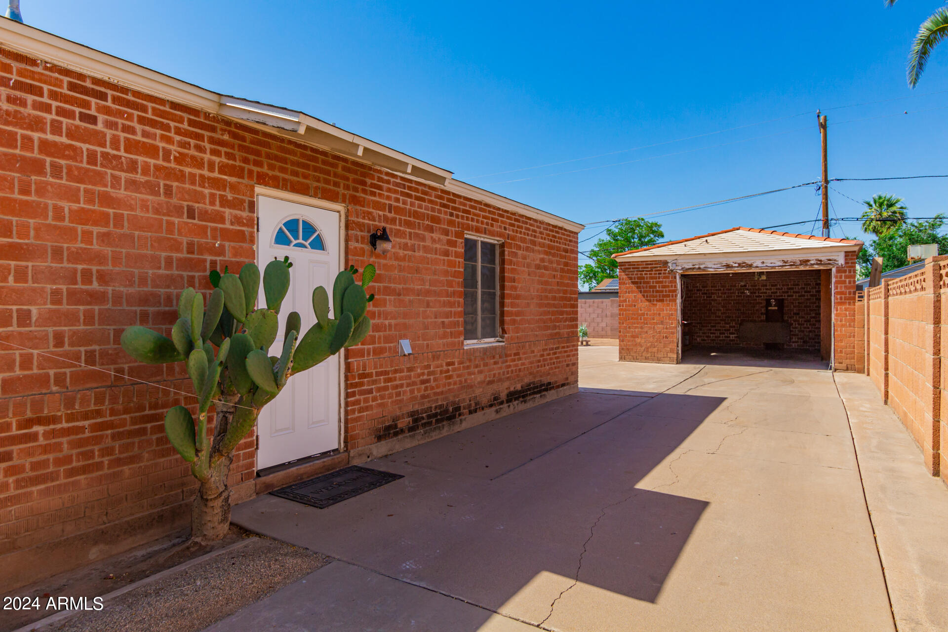 1424 E Coronado Road