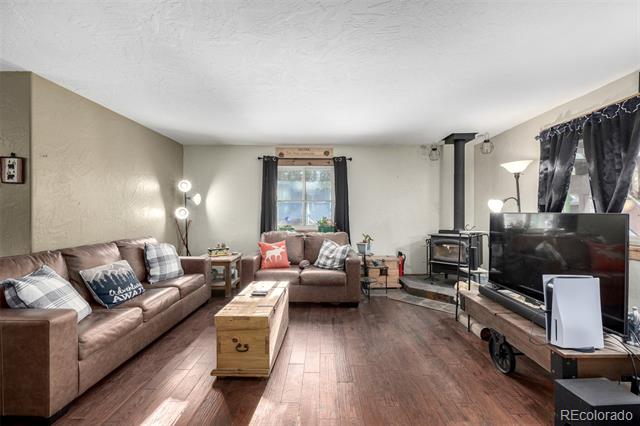 381 Lake Road