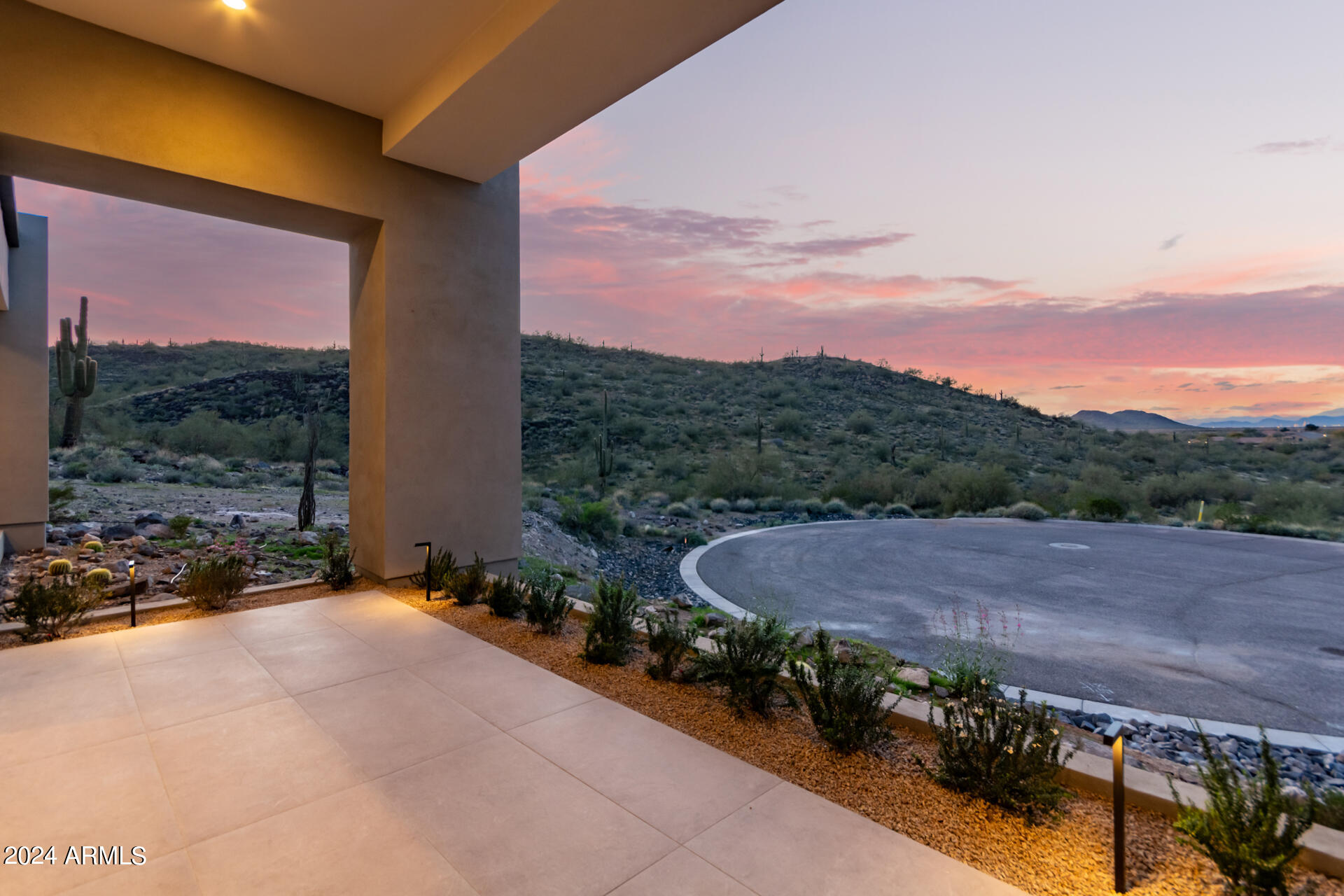3625 W MULHOLLAND Drive