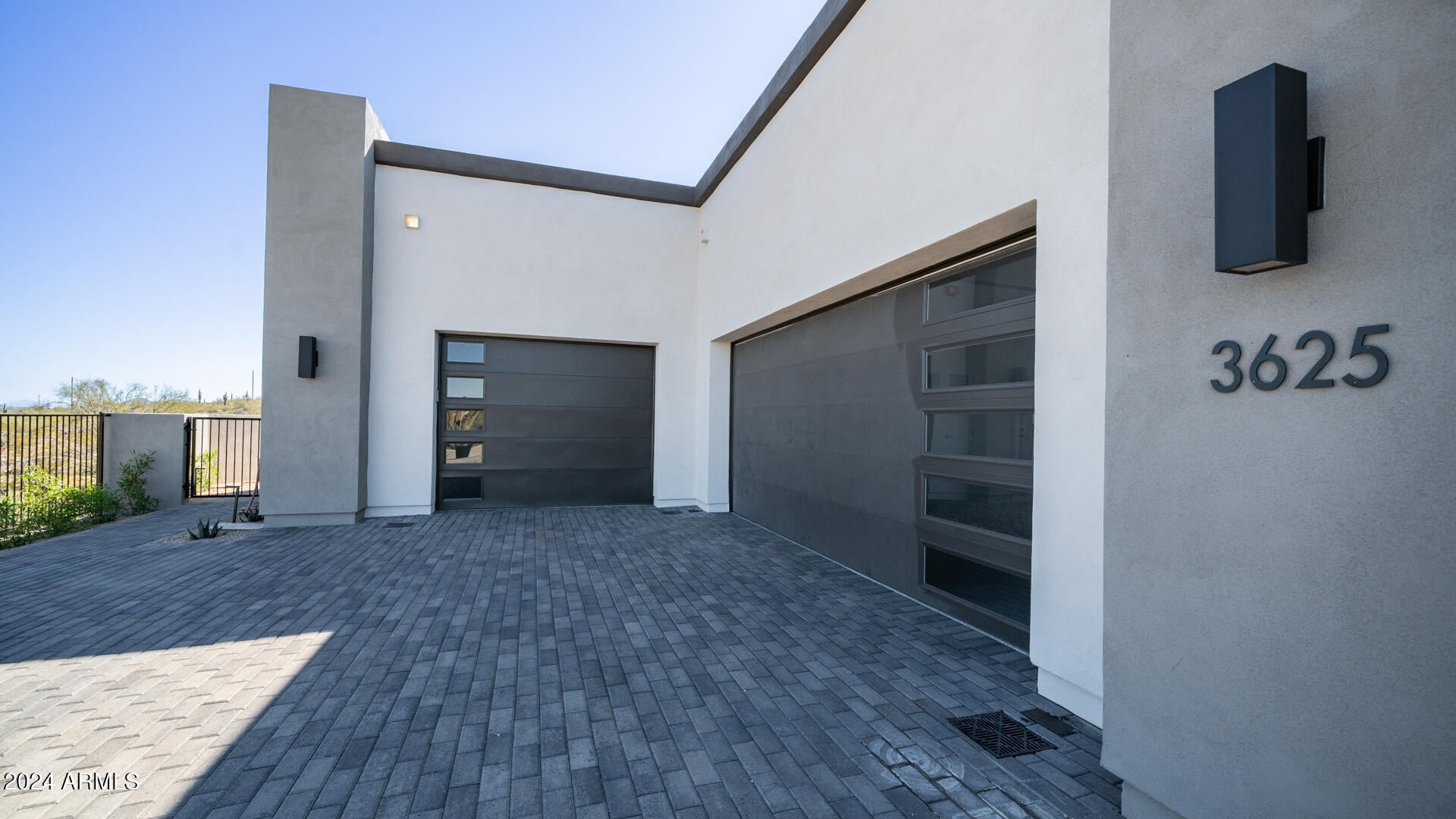 3625 W MULHOLLAND Drive