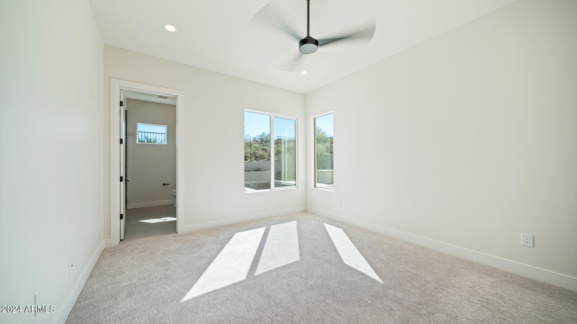 3625 W MULHOLLAND Drive