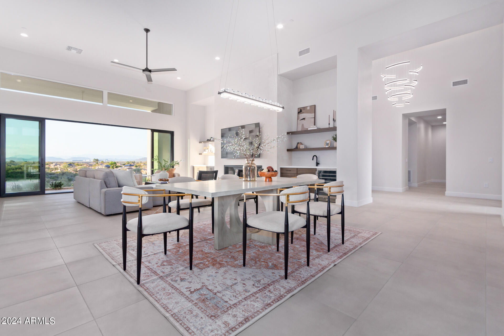 3625 W MULHOLLAND Drive