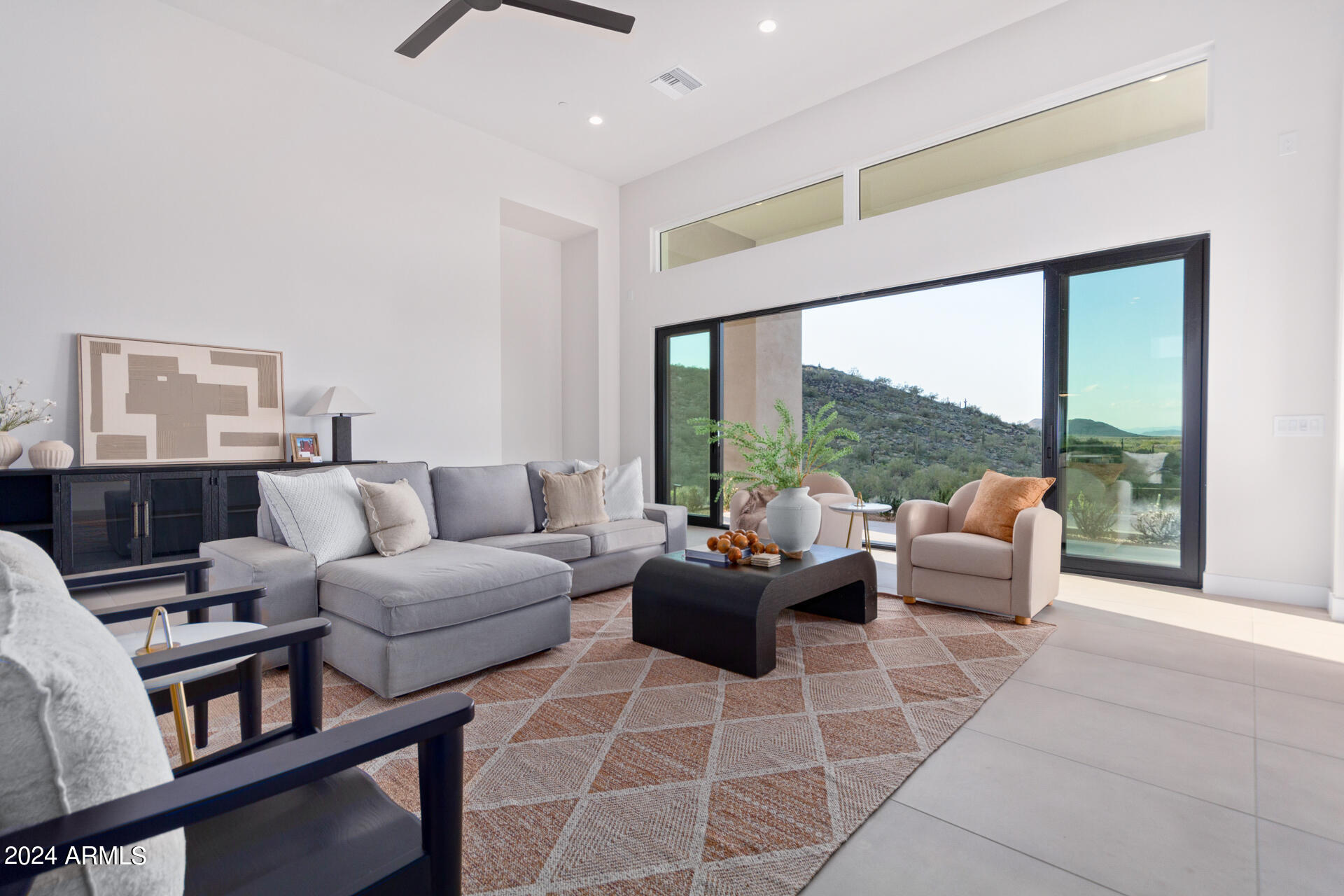 3625 W MULHOLLAND Drive