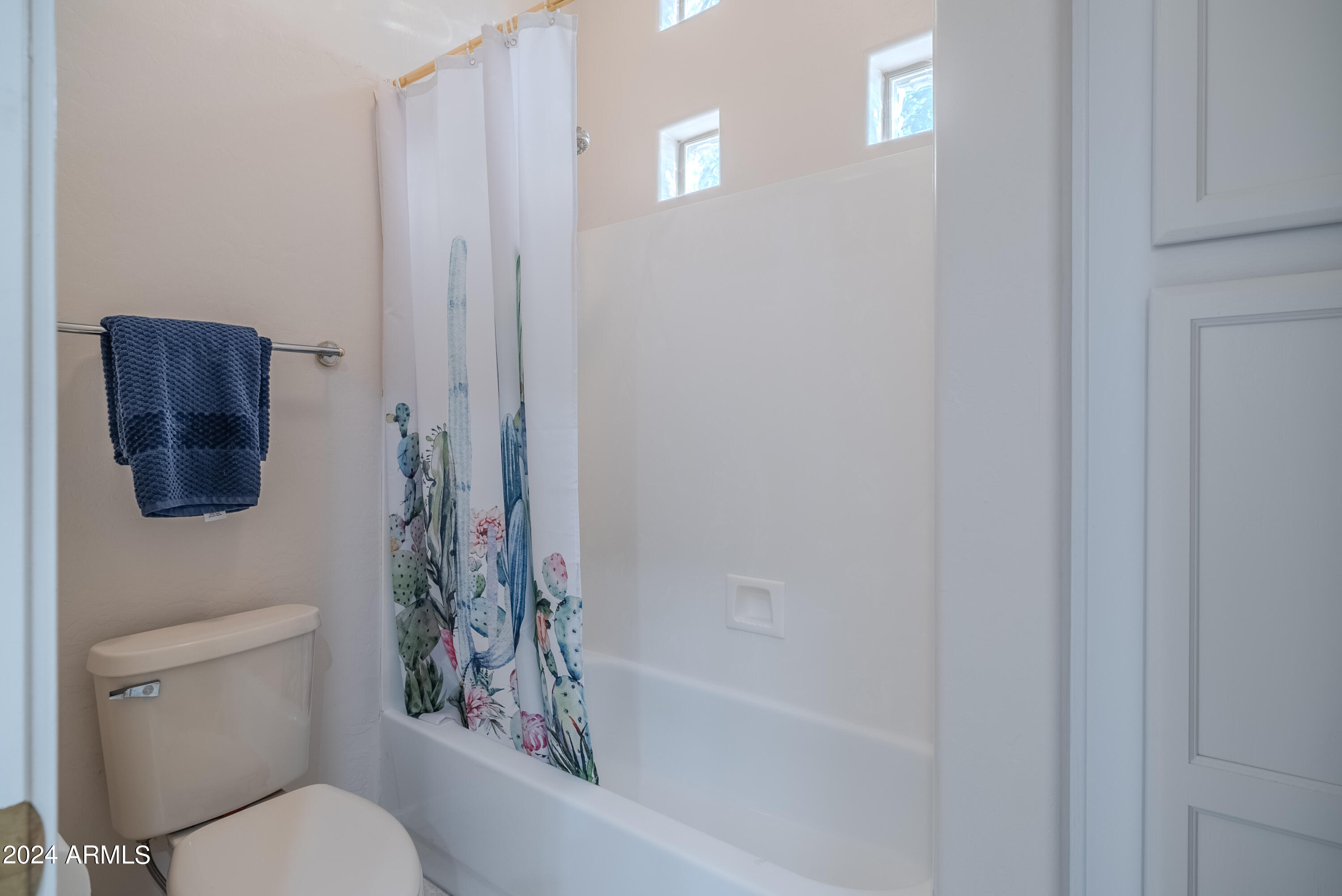 15220 E REDROCK Drive