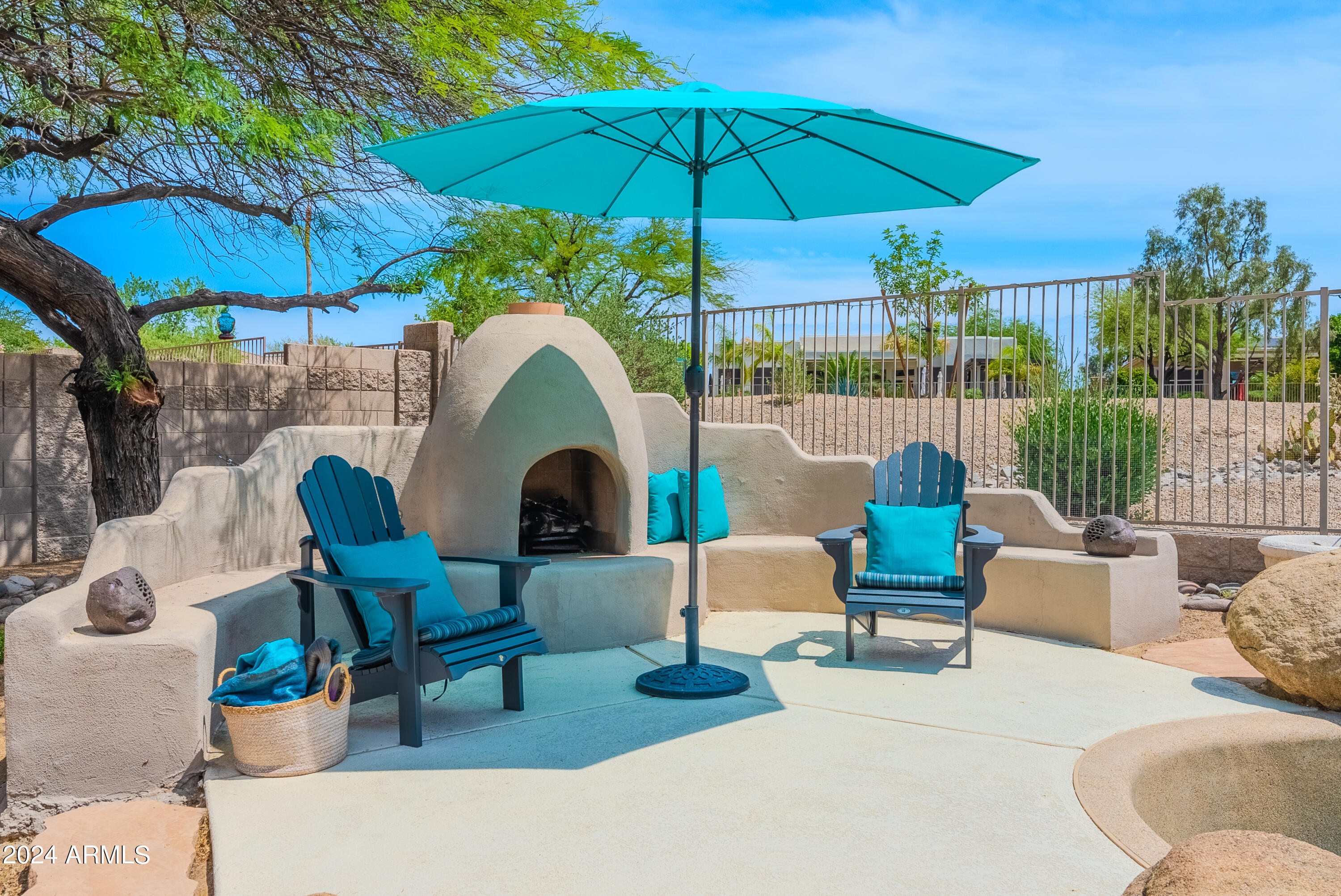 15220 E REDROCK Drive