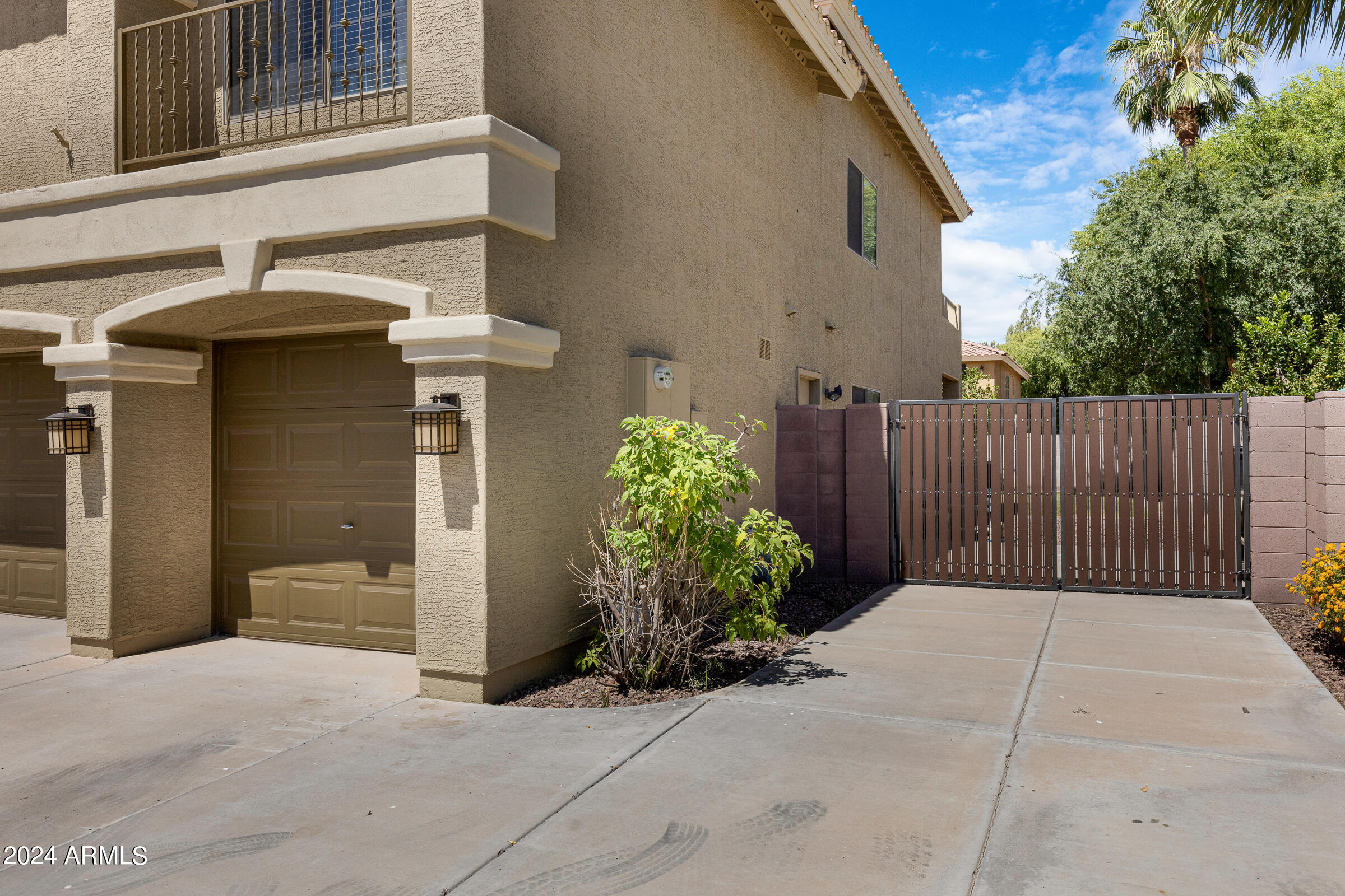 4812 S WINDSTREAM Place