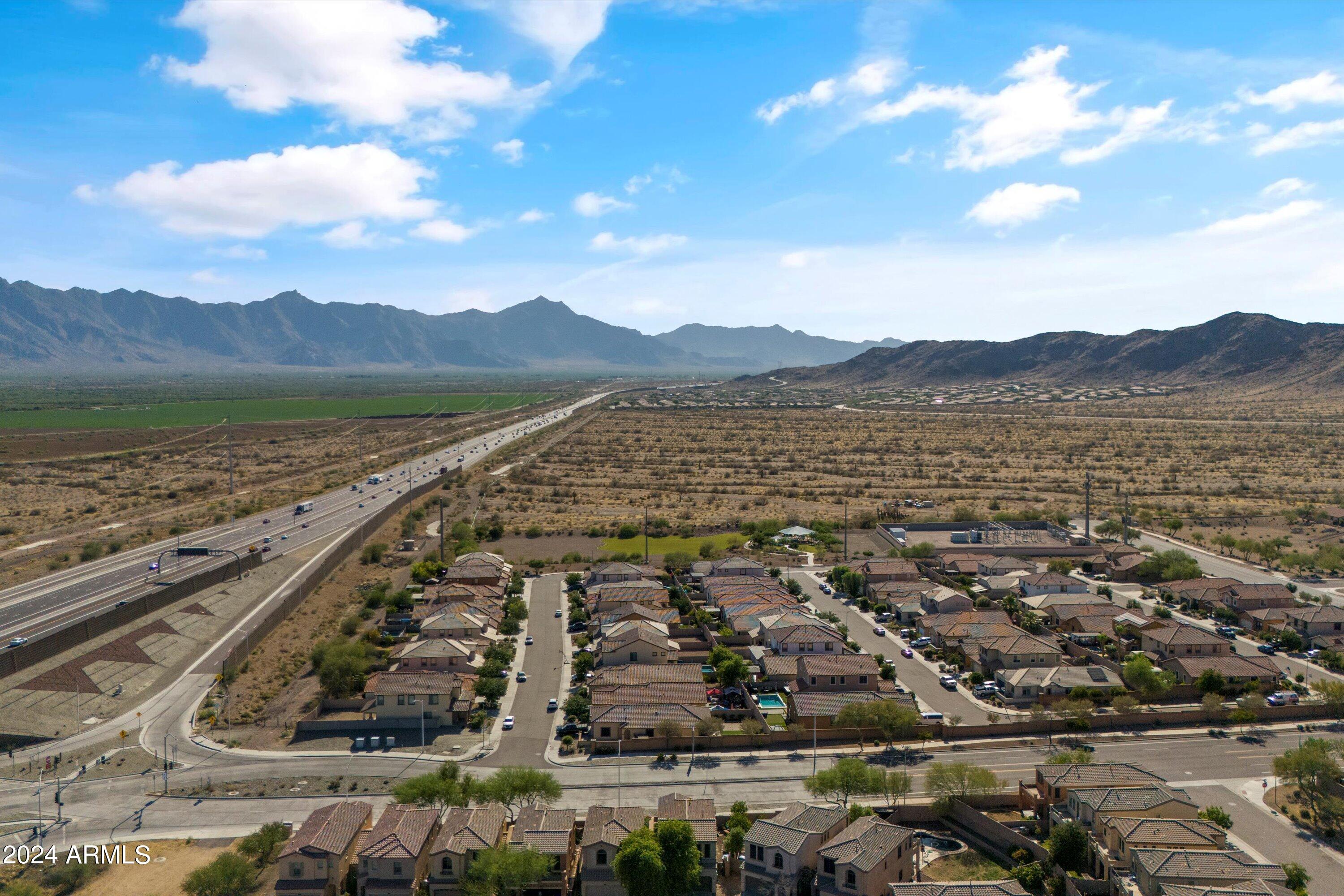 1633 W LACEWOOD Place