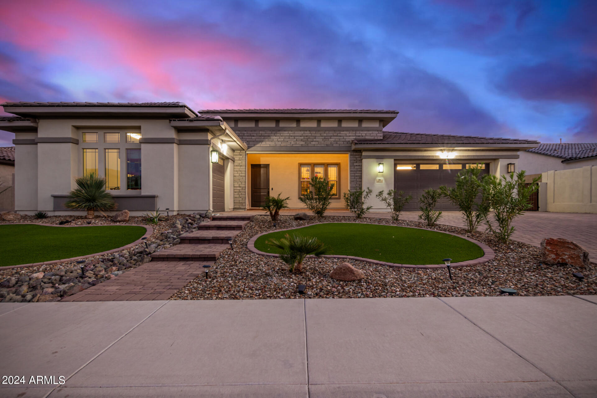 19617 W MULBERRY Drive