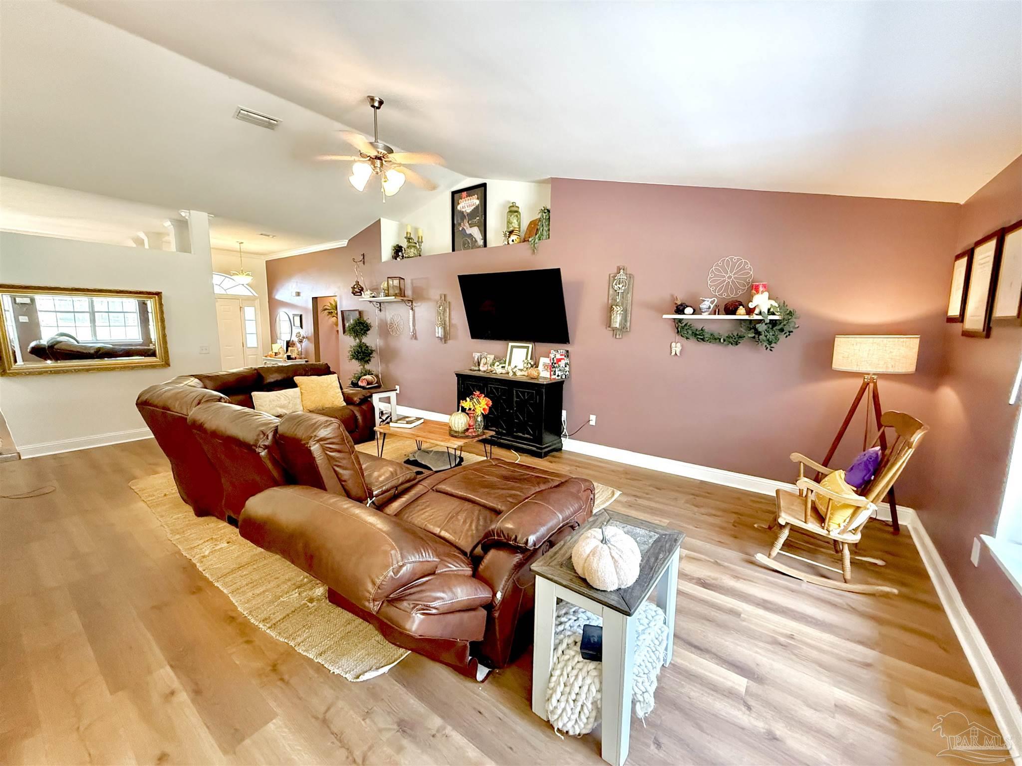 5497 Tucker Cir