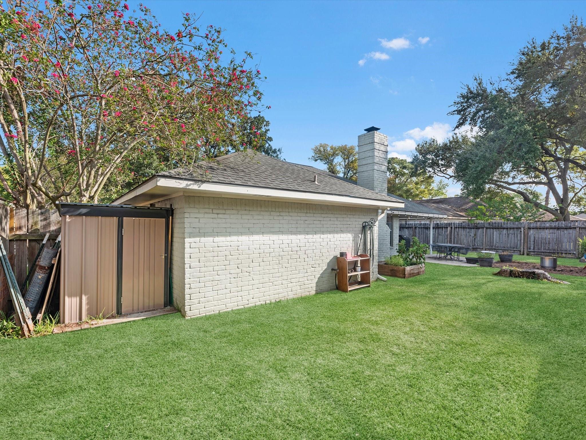 14319 Ella Lee Lane