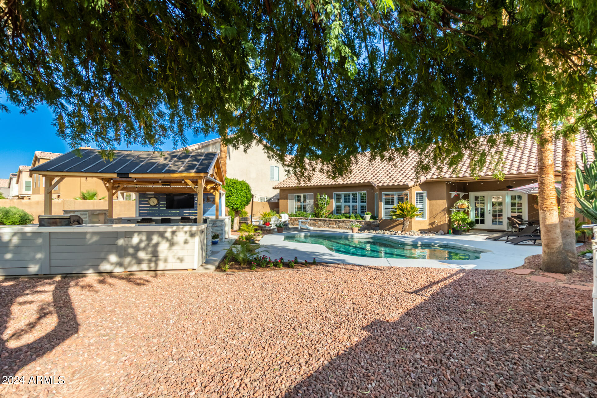 4626 E KELLY Drive