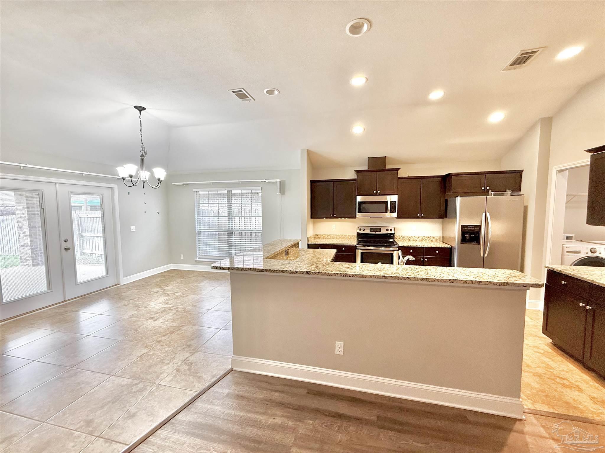 6089 Dunridge Dr