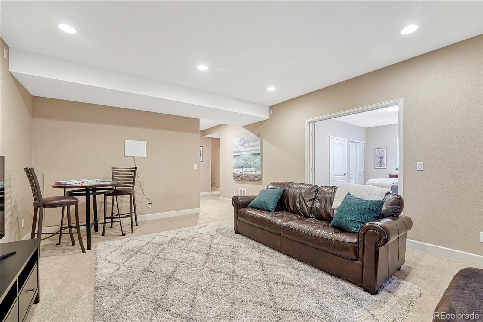 10448 Ashgrove Way
